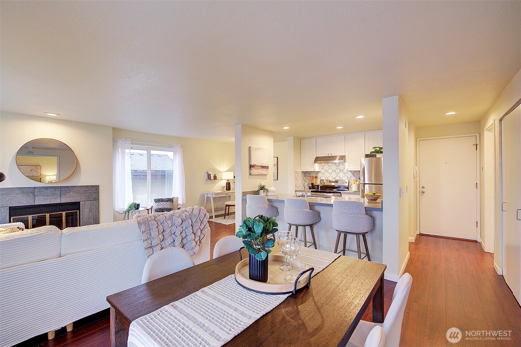 3890 Whitman Avenue N Unit: 301