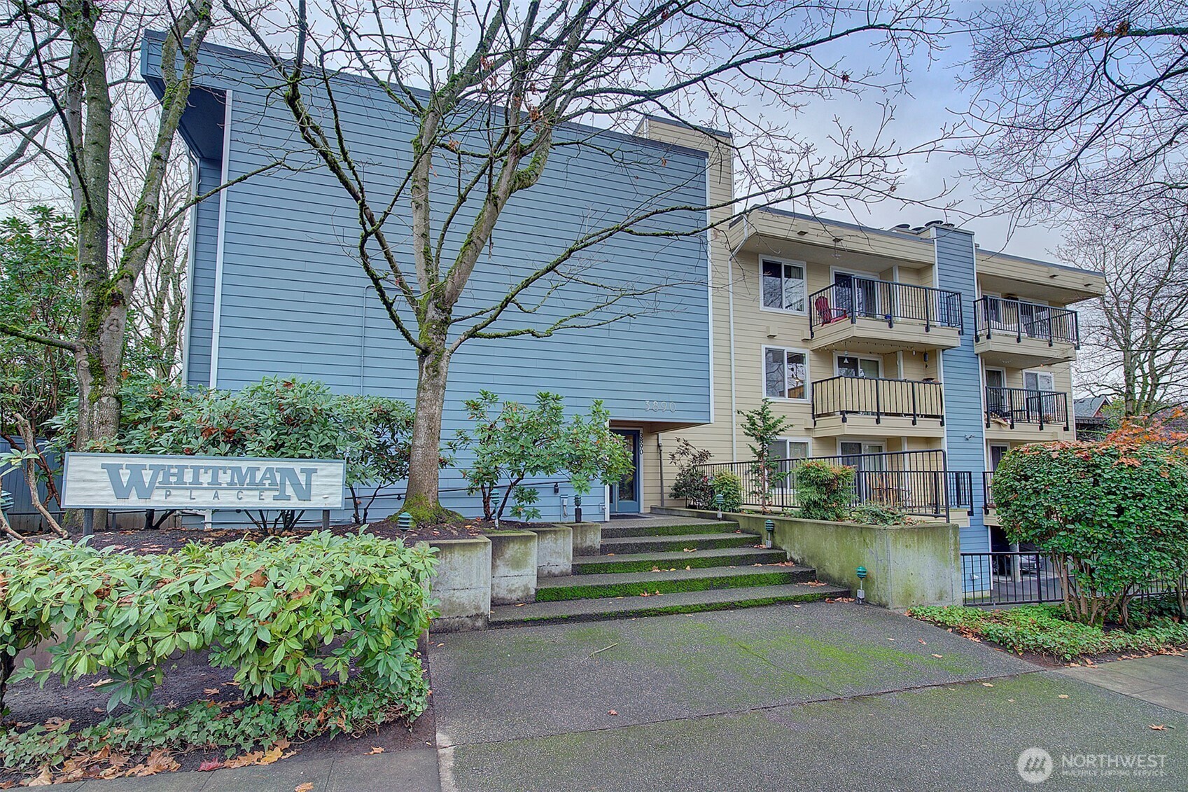 3890 Whitman Avenue N Unit: 301