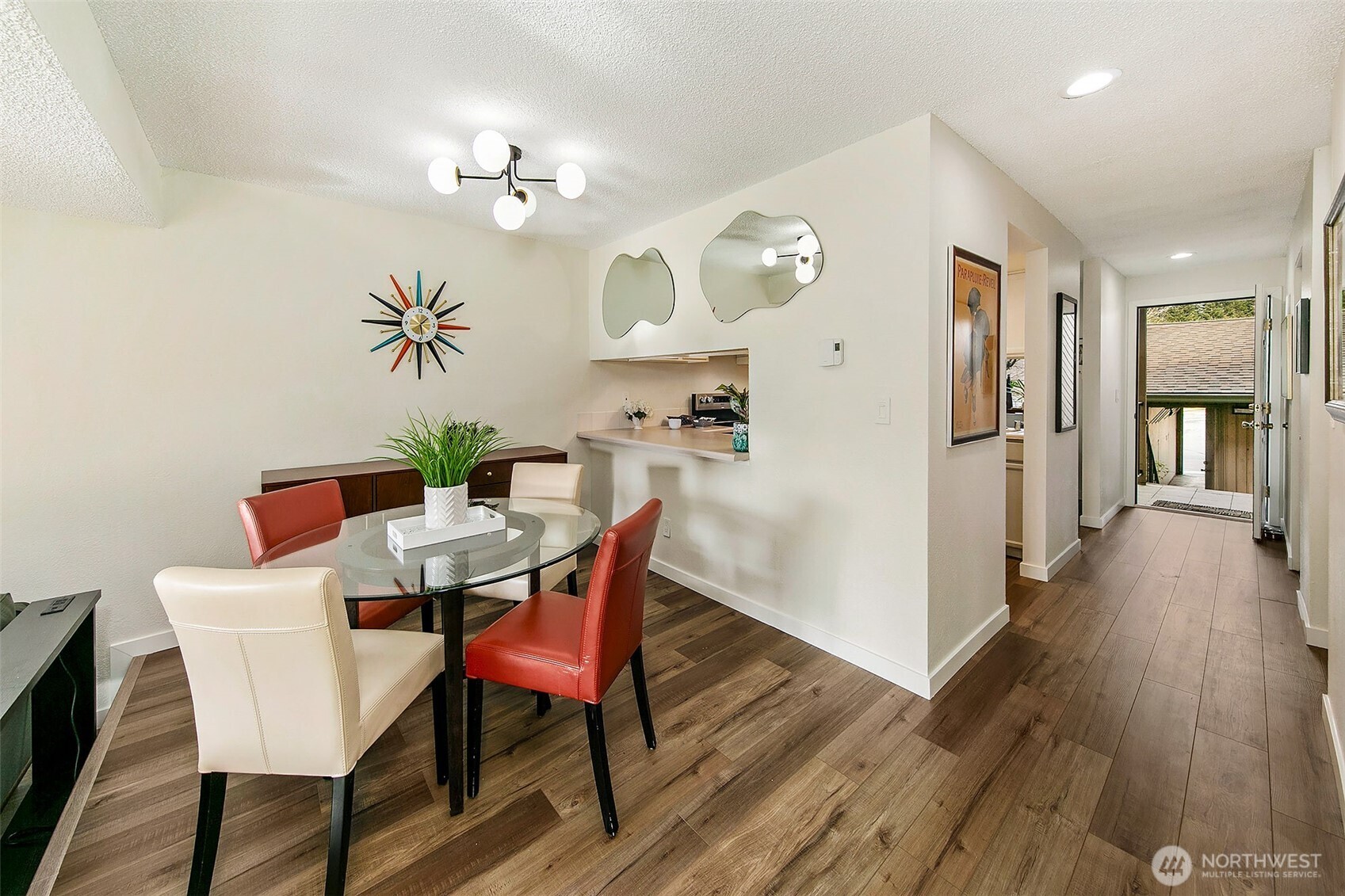 23001 Lakeview Drive Unit: I-206