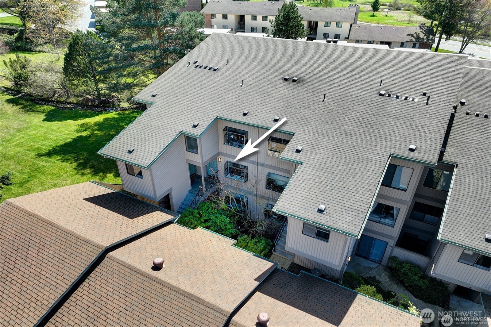 23001 Lakeview Drive Unit: I-206