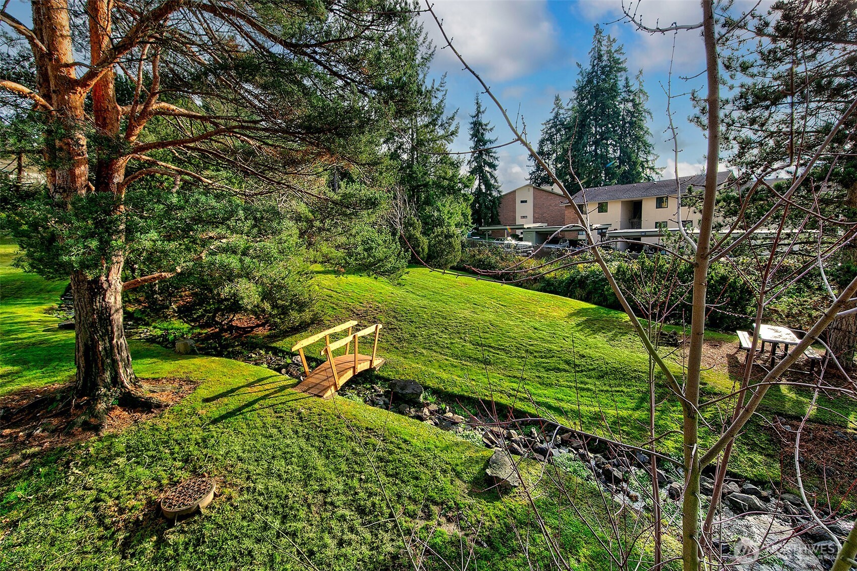 23001 Lakeview Drive Unit: I-206