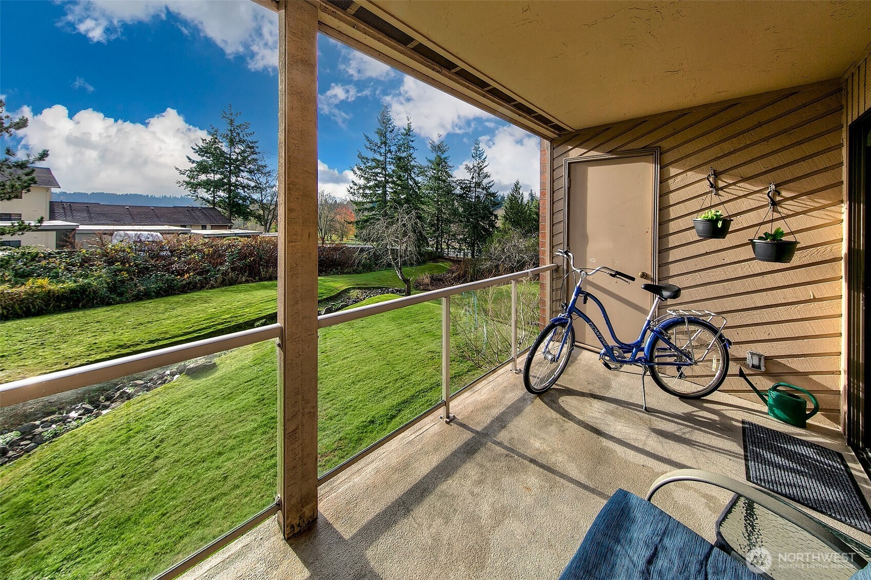 23001 Lakeview Drive Unit: I-206