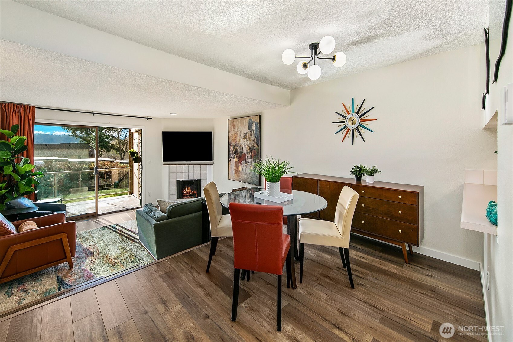 23001 Lakeview Drive Unit: I-206