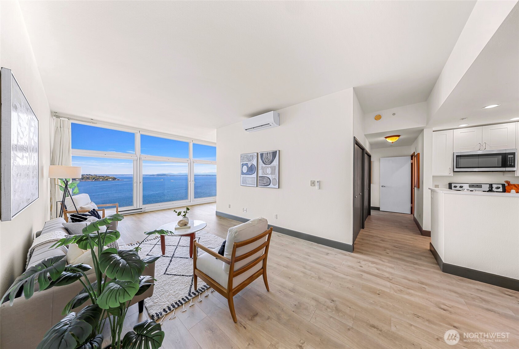 1415 2nd Avenue Unit: 2510