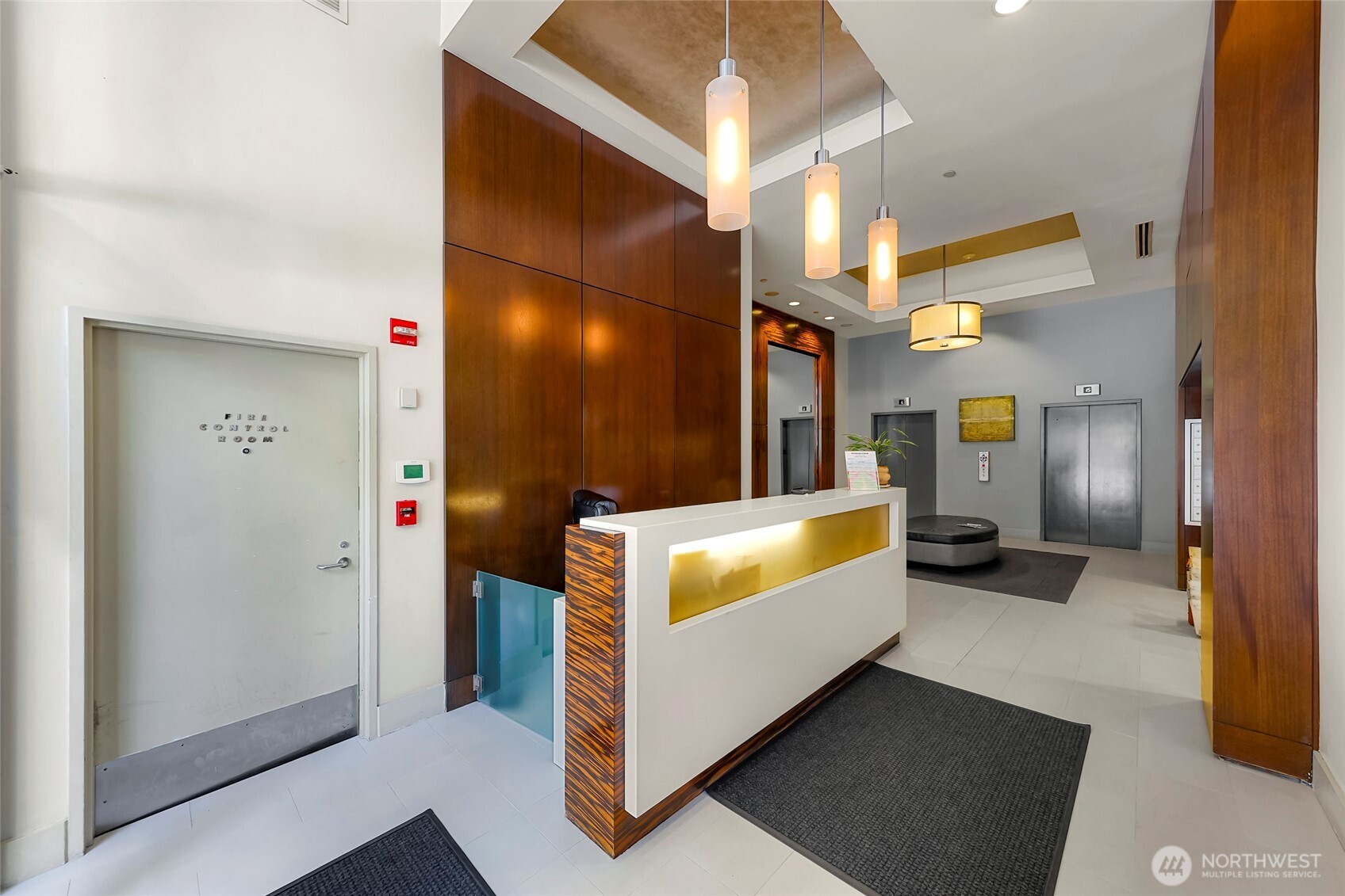 1415 2nd Avenue Unit: 2510