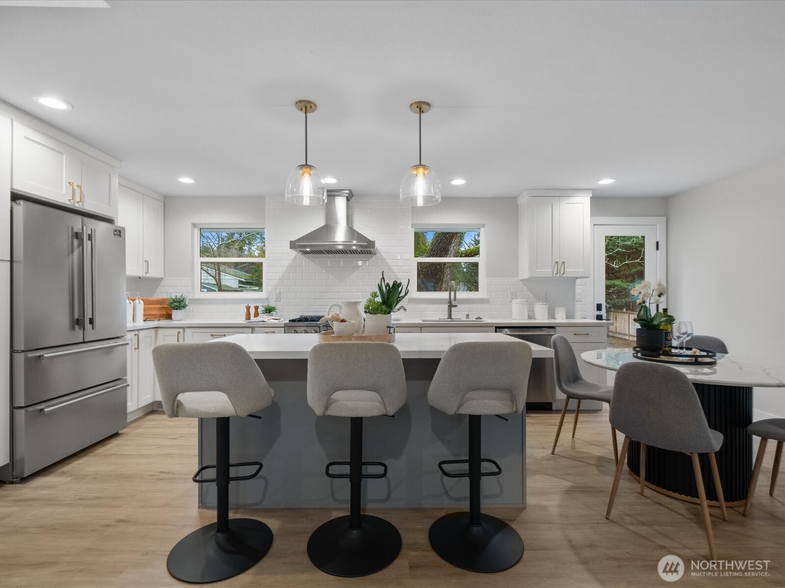 15544 30th Avenue NE