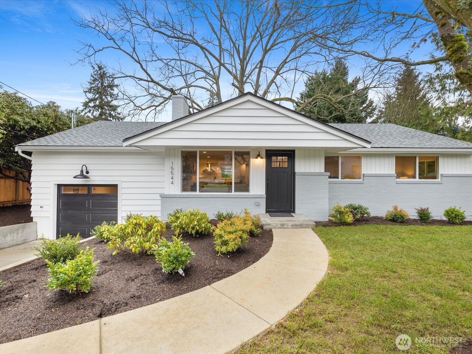 15544 30th Avenue NE