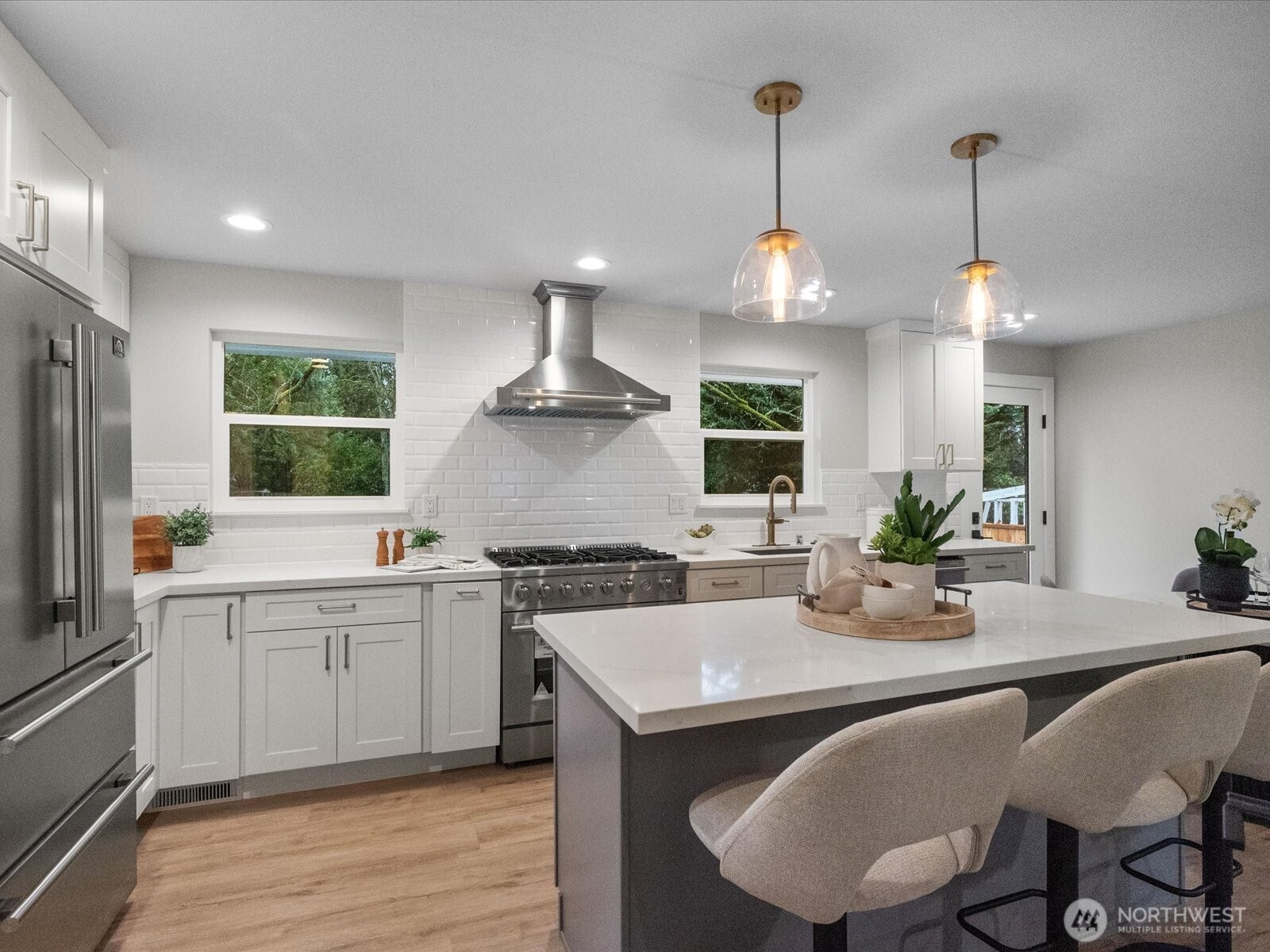 15544 30th Avenue NE