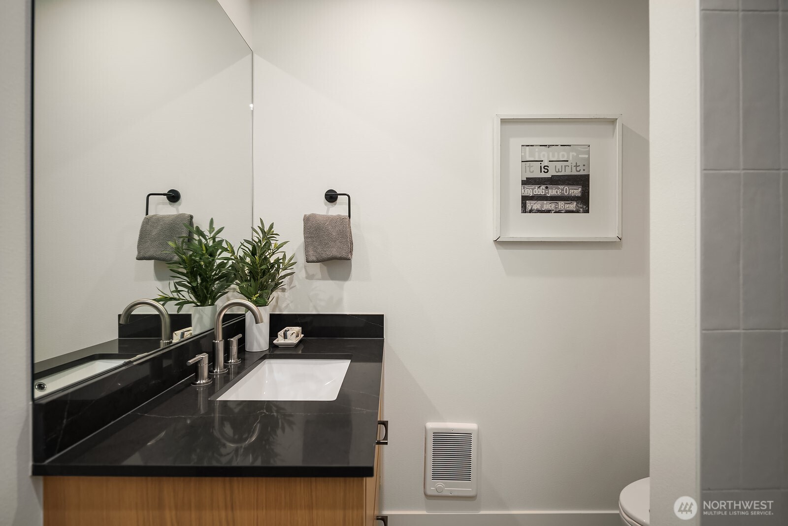 1810 E Mercer Street