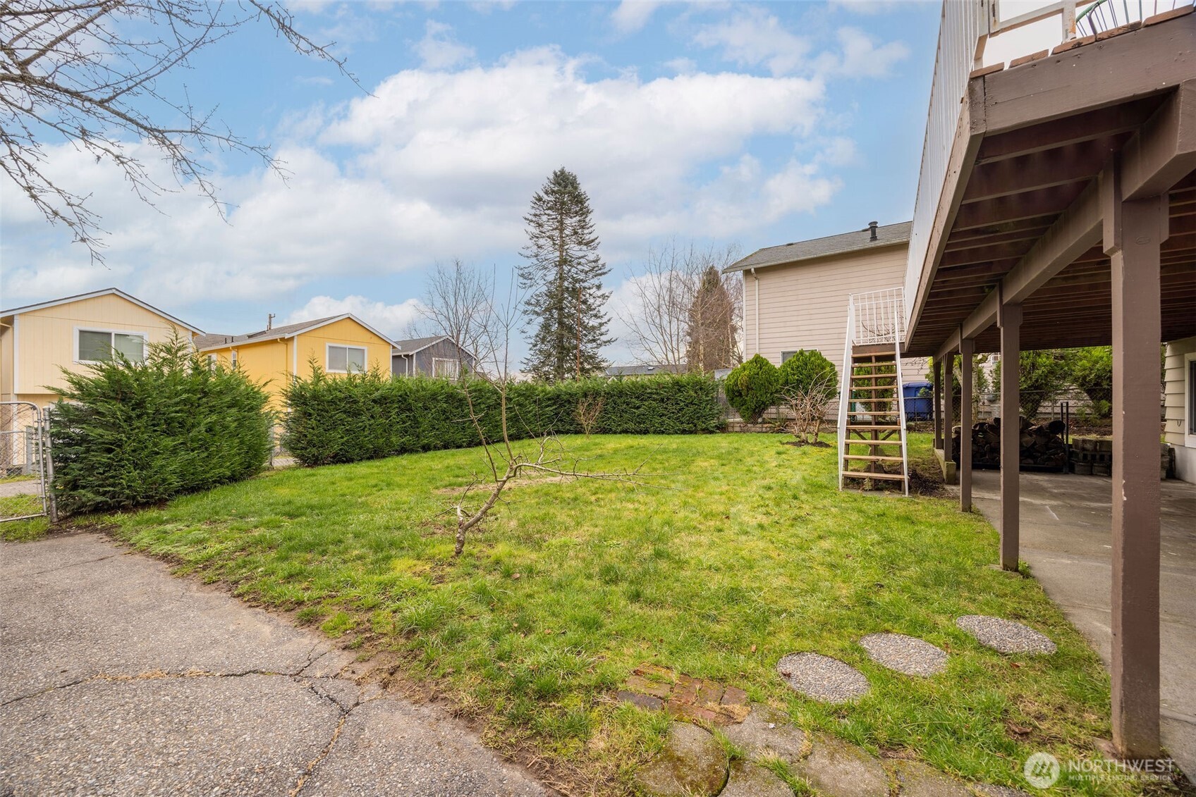 10020 18th Avenue SW