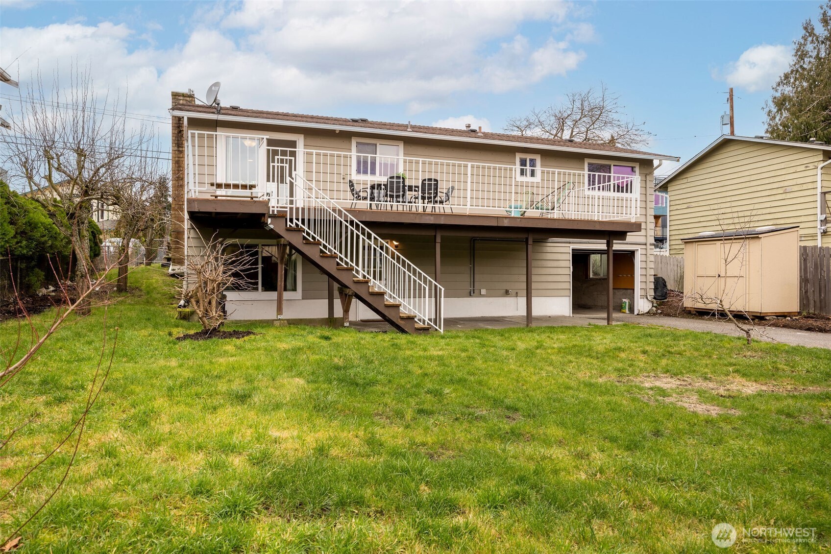 10020 18th Avenue SW