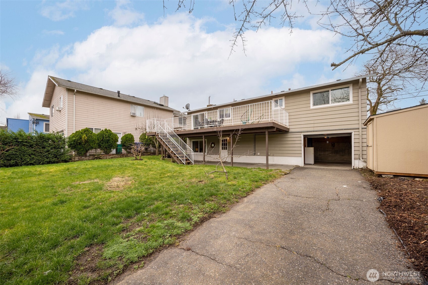 10020 18th Avenue SW