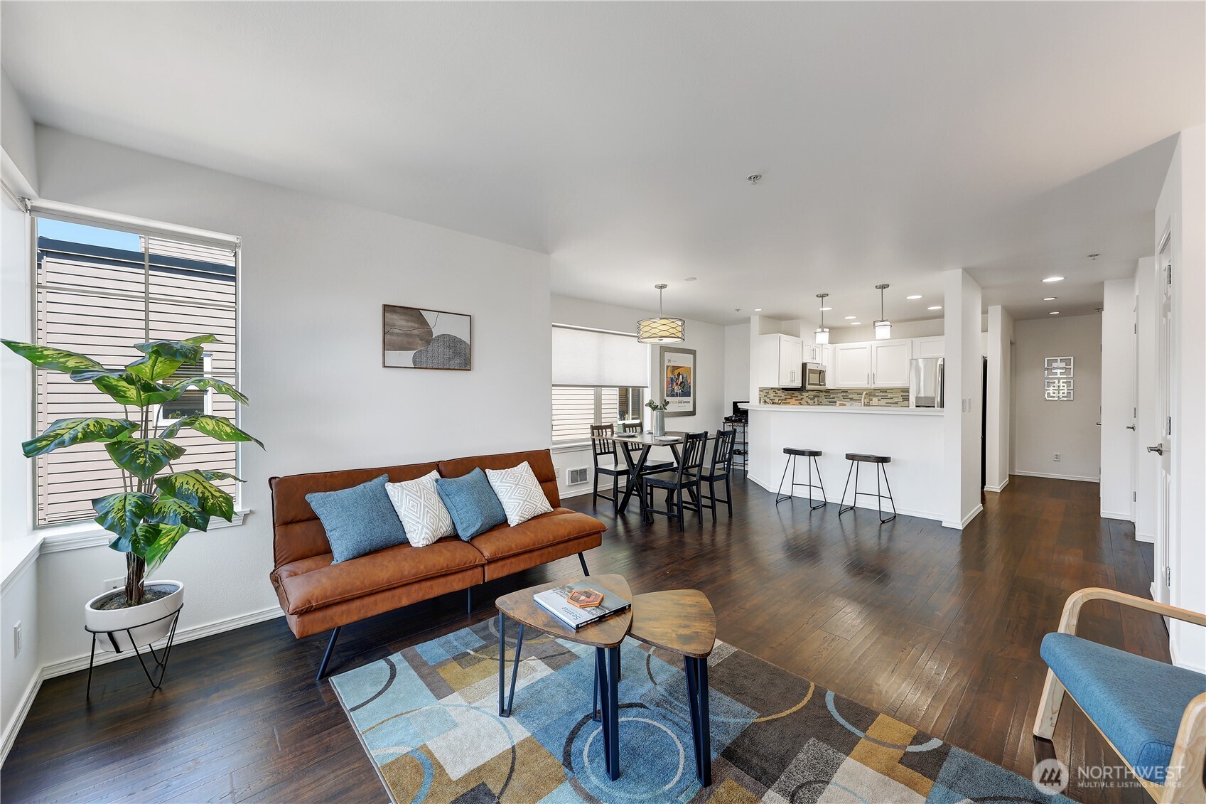 4026 Stone Way N Unit: 501