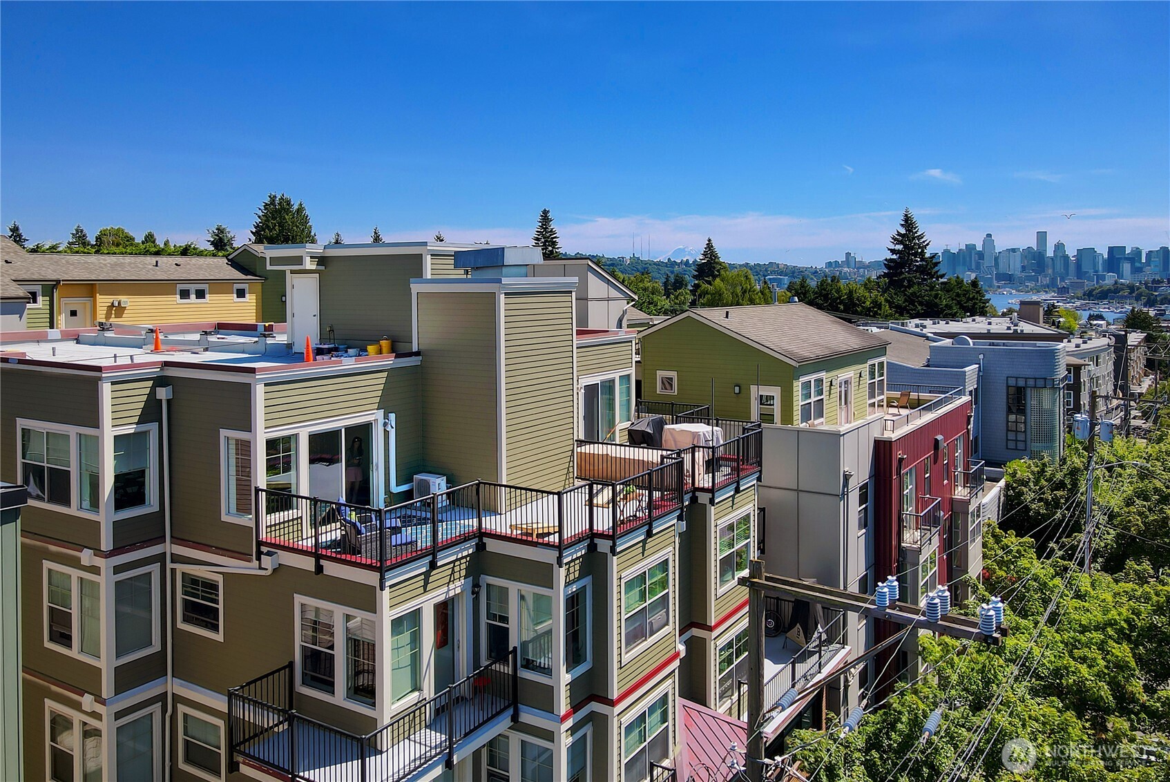 4026 Stone Way N Unit: 501