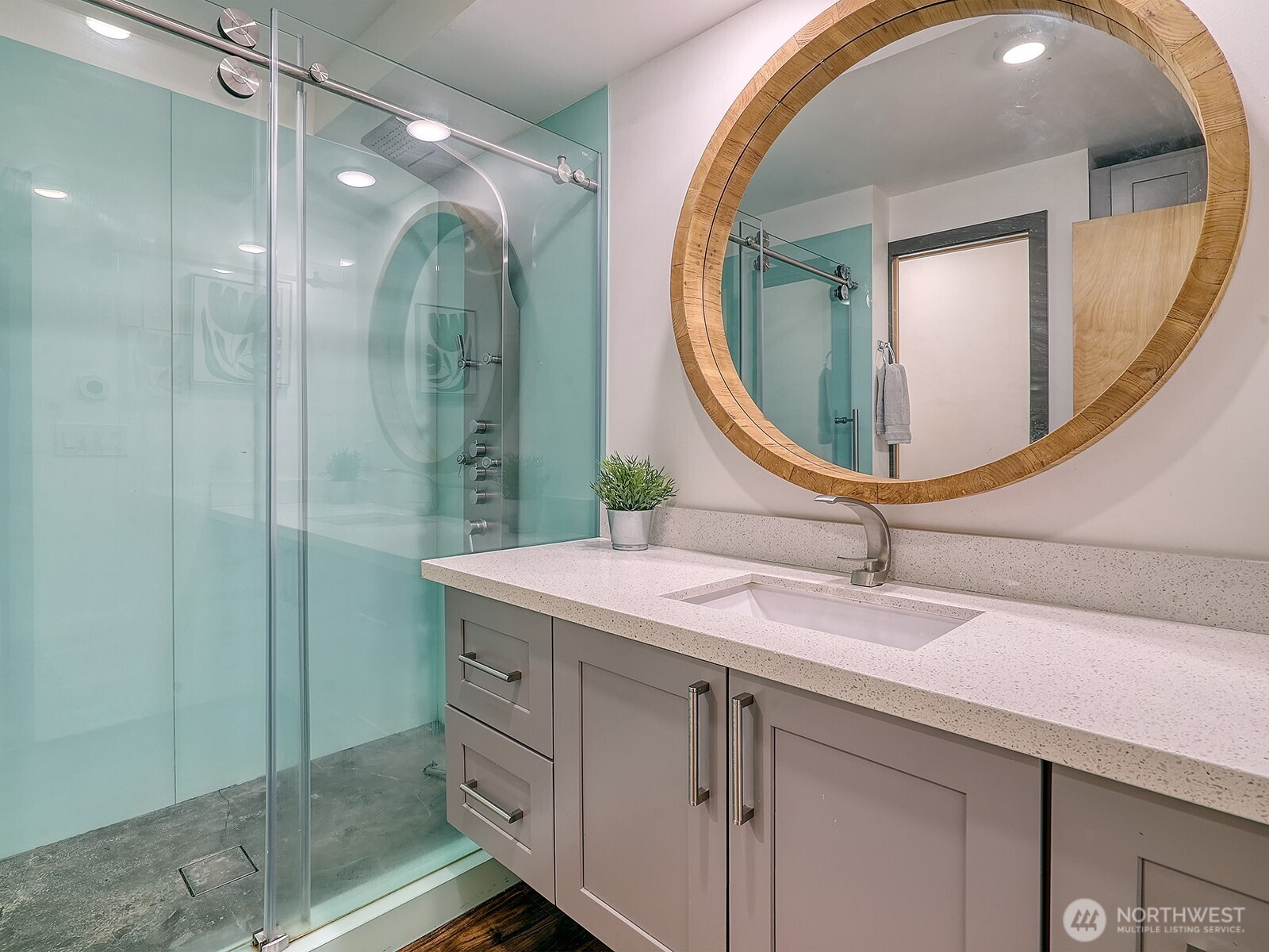 4621 NE 192nd Street