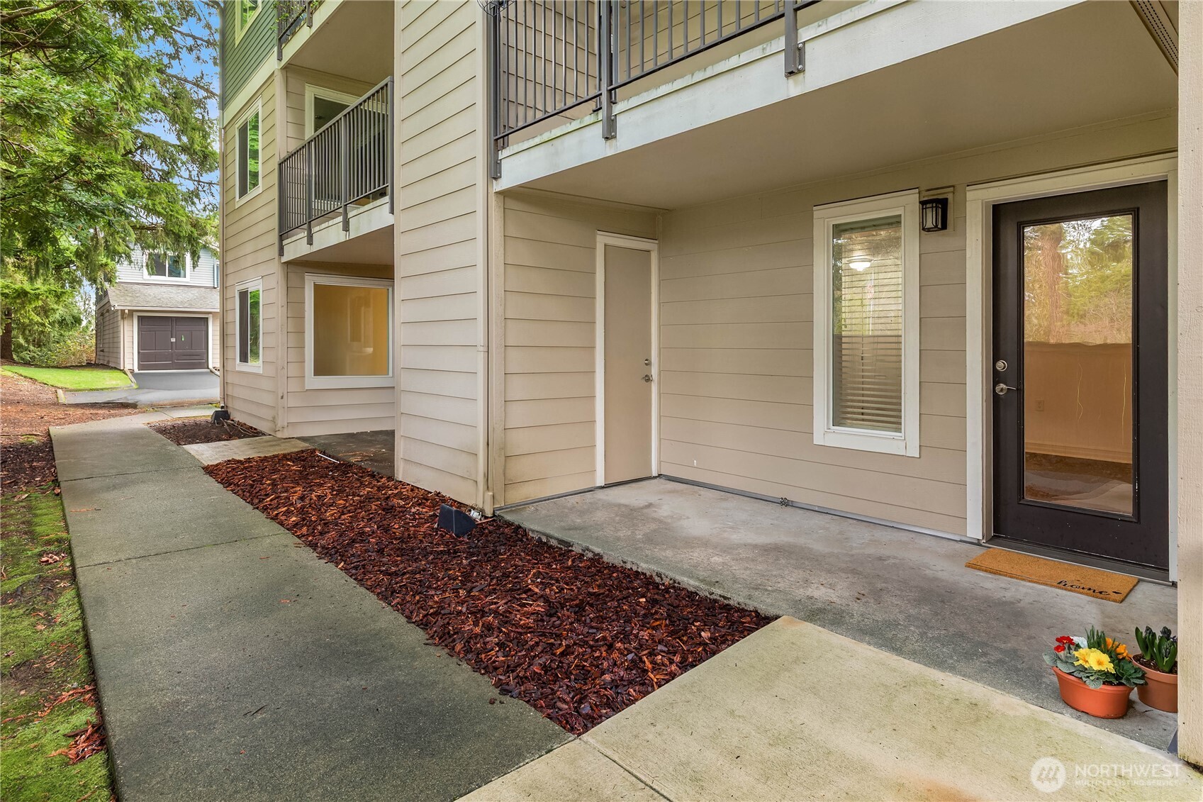 4316 W Lake Sammamish Parkway SE Unit: H103