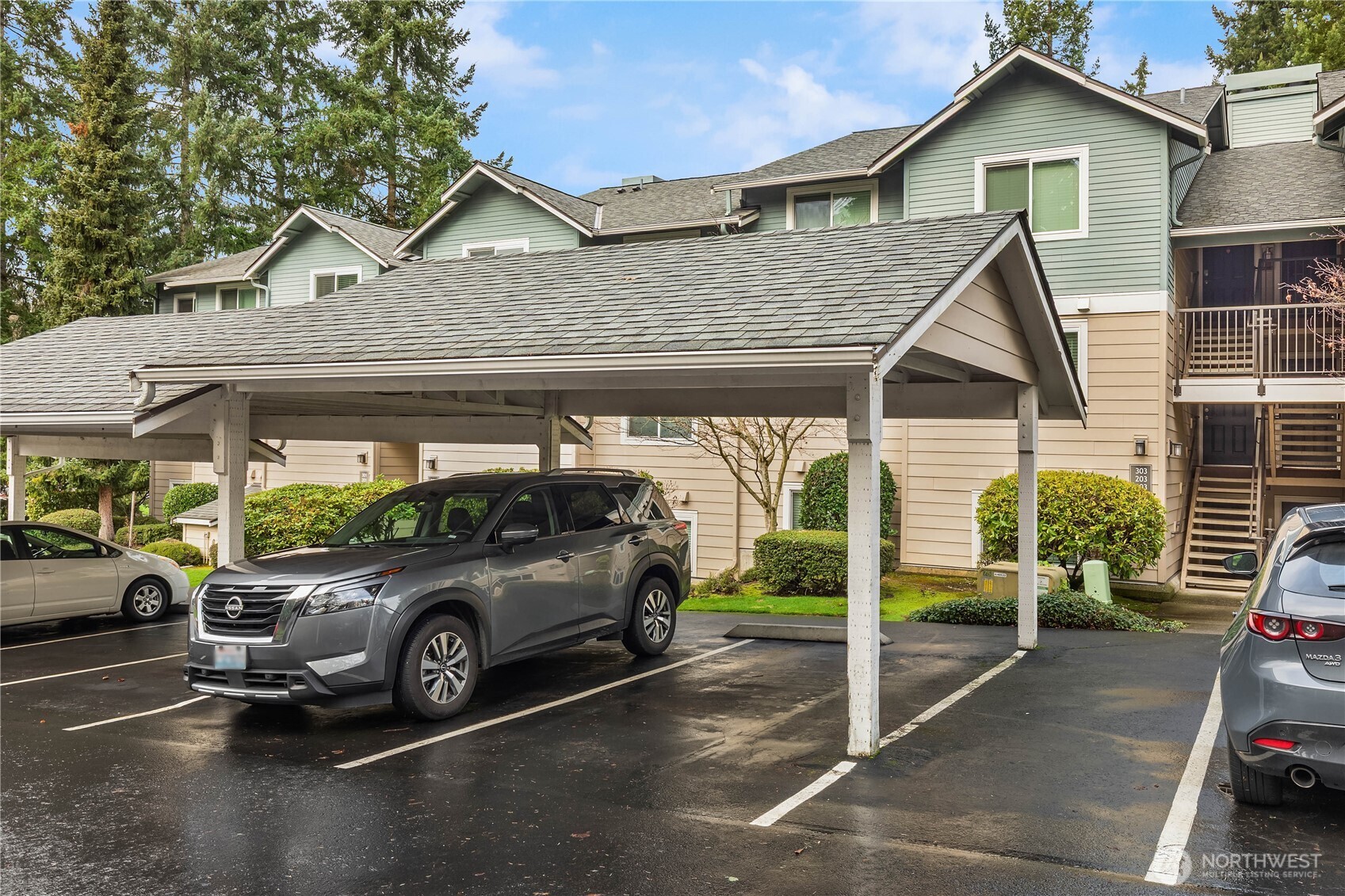 4316 W Lake Sammamish Parkway SE Unit: H103