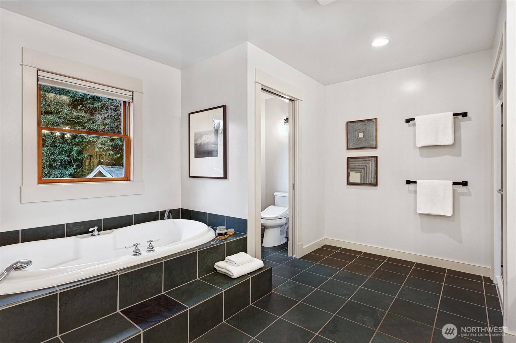 11551 34th Avenue NE