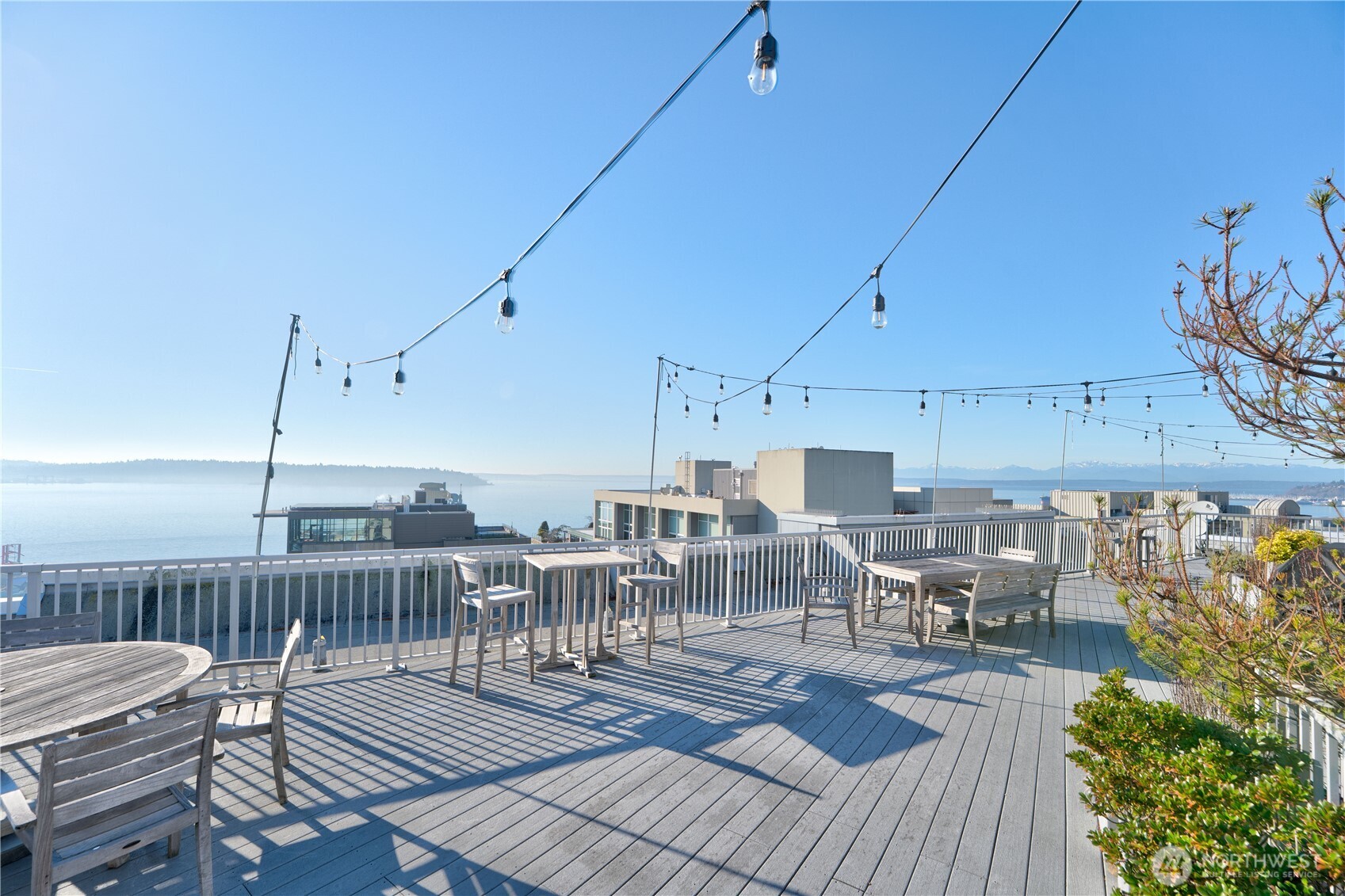 76 Cedar Street Unit: 303