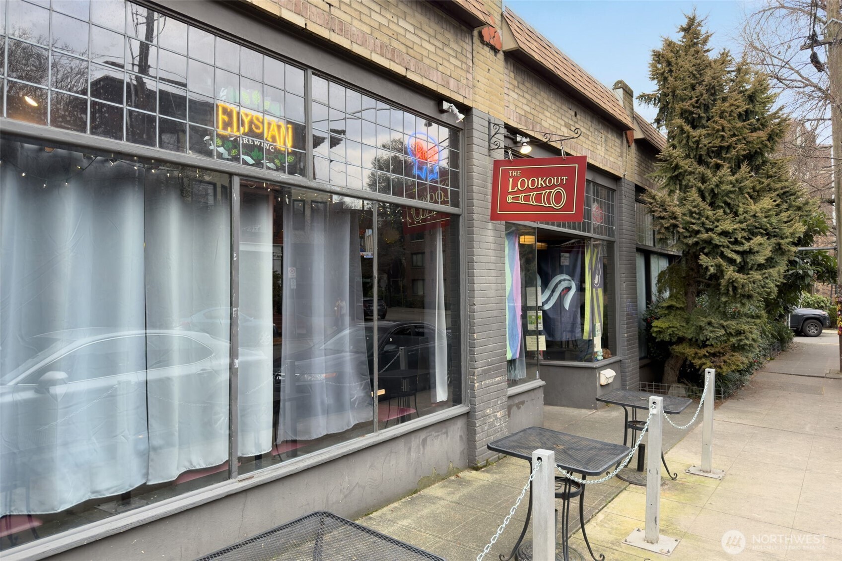 308 E Republican Street Unit: 513