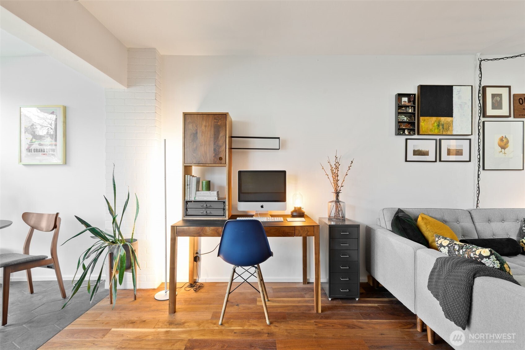 308 E Republican Street Unit: 513