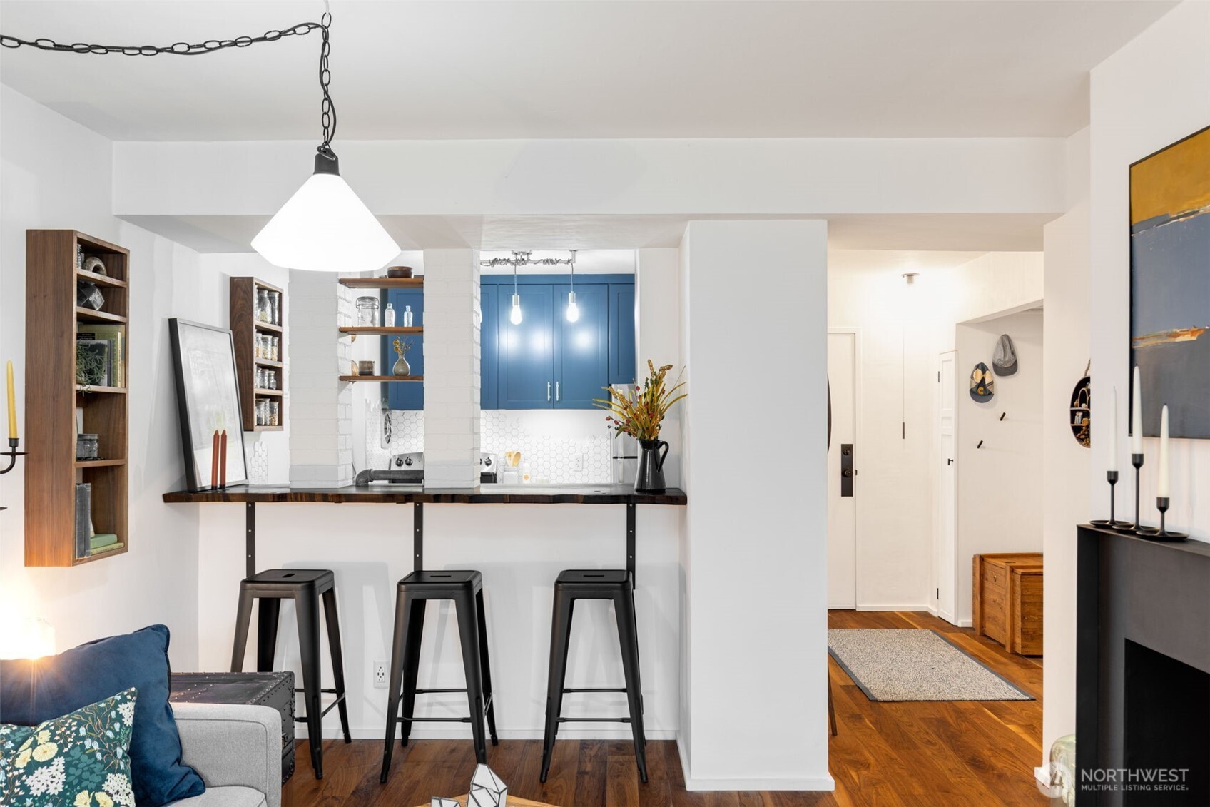 308 E Republican Street Unit: 513