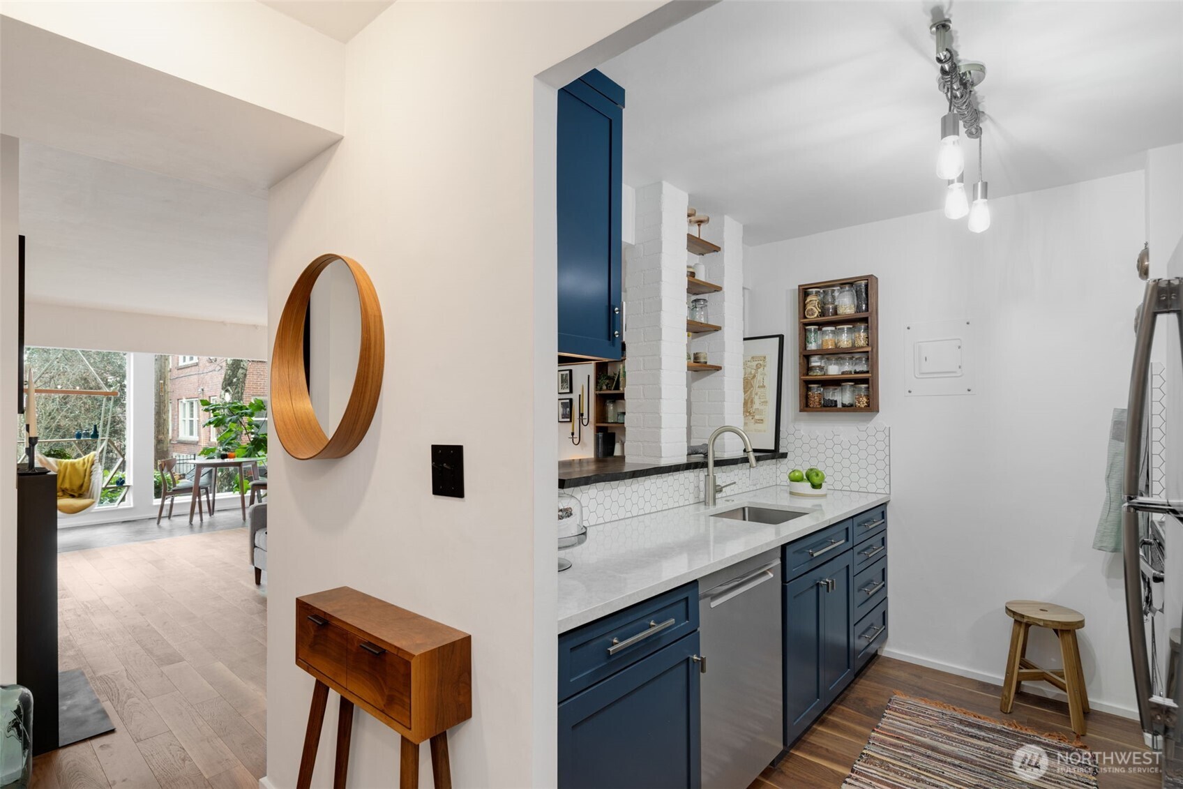 308 E Republican Street Unit: 513