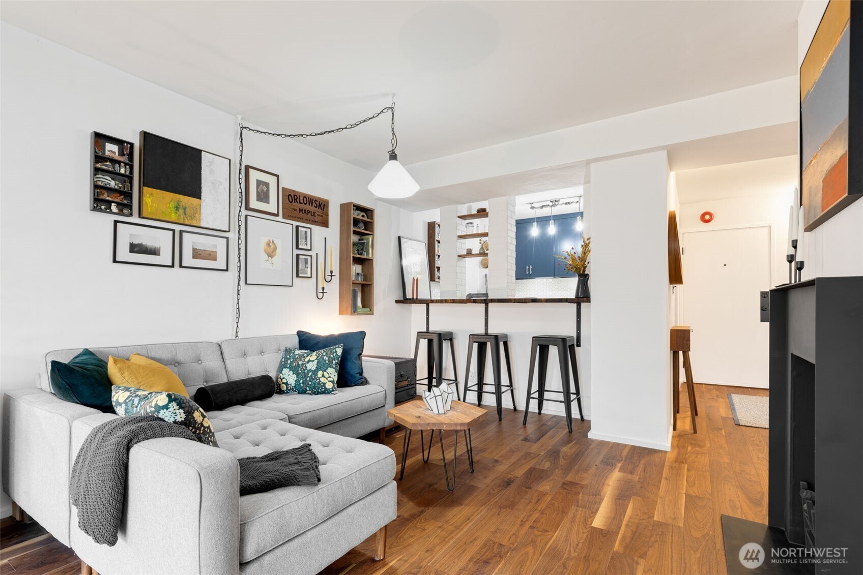 308 E Republican Street Unit: 513