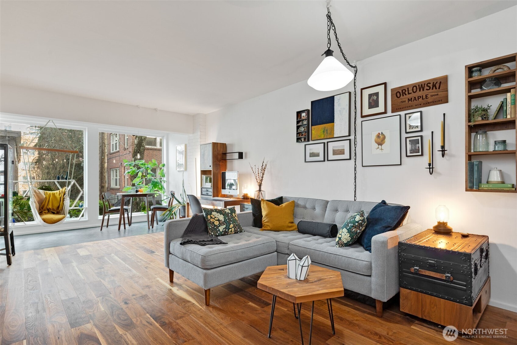 308 E Republican Street Unit: 513