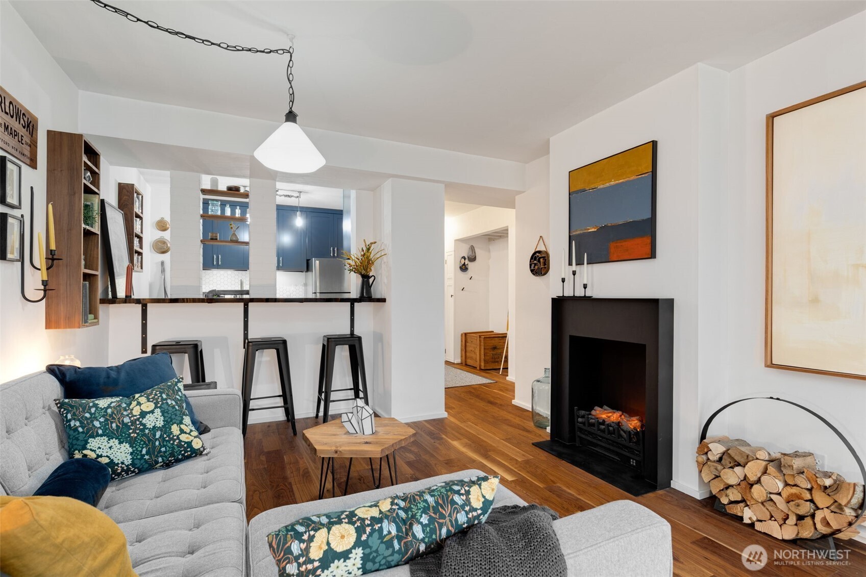 308 E Republican Street Unit: 513