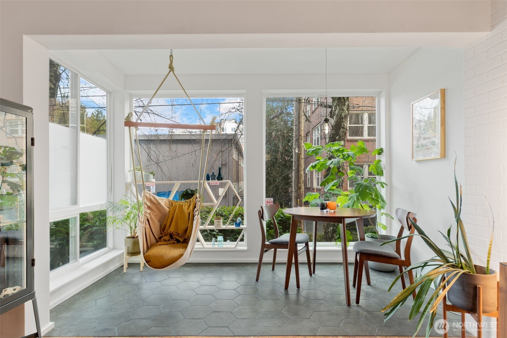 308 E Republican Street Unit: 513