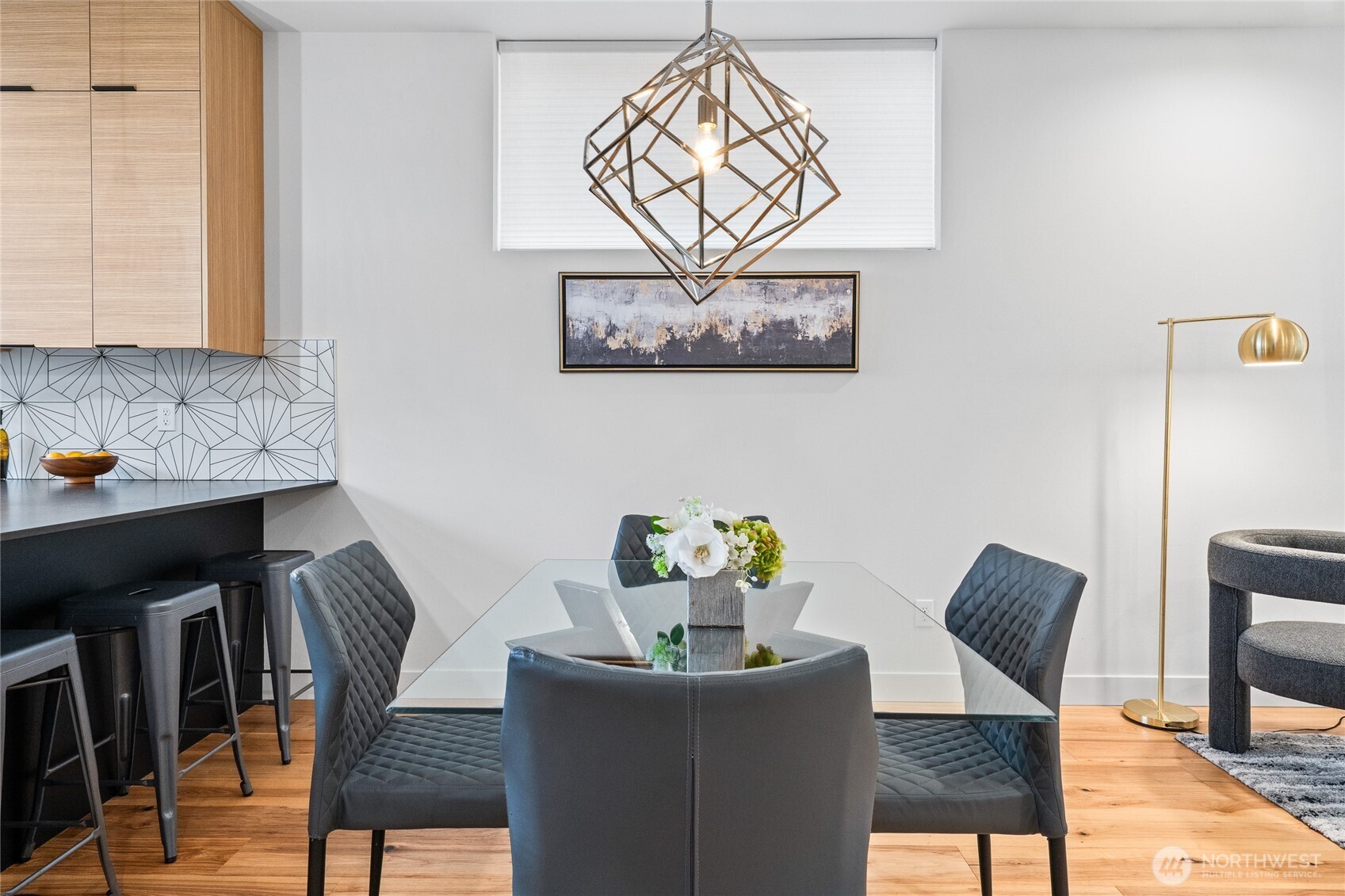 4517 B Sunnyside Avenue N