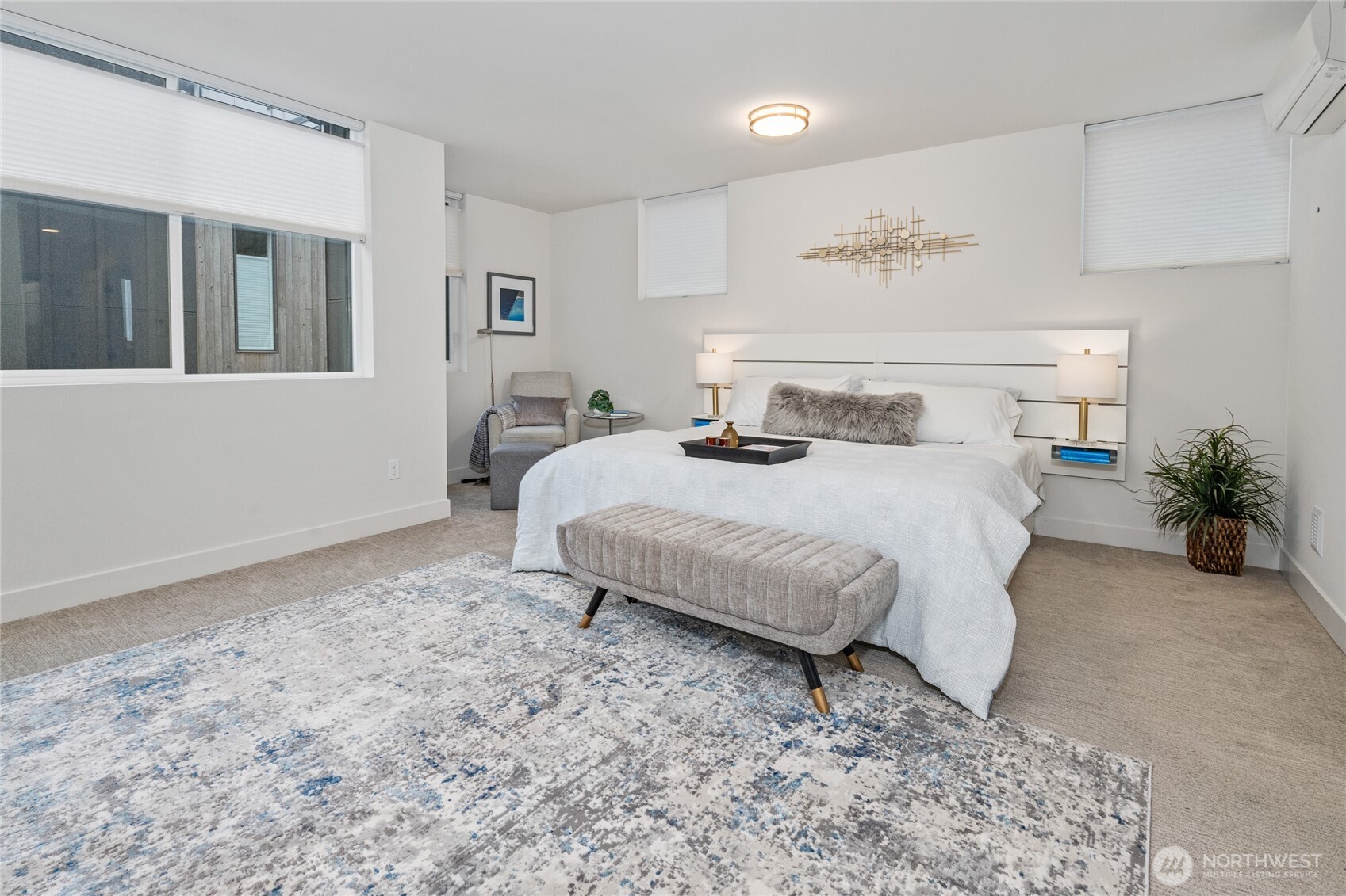 4517 B Sunnyside Avenue N