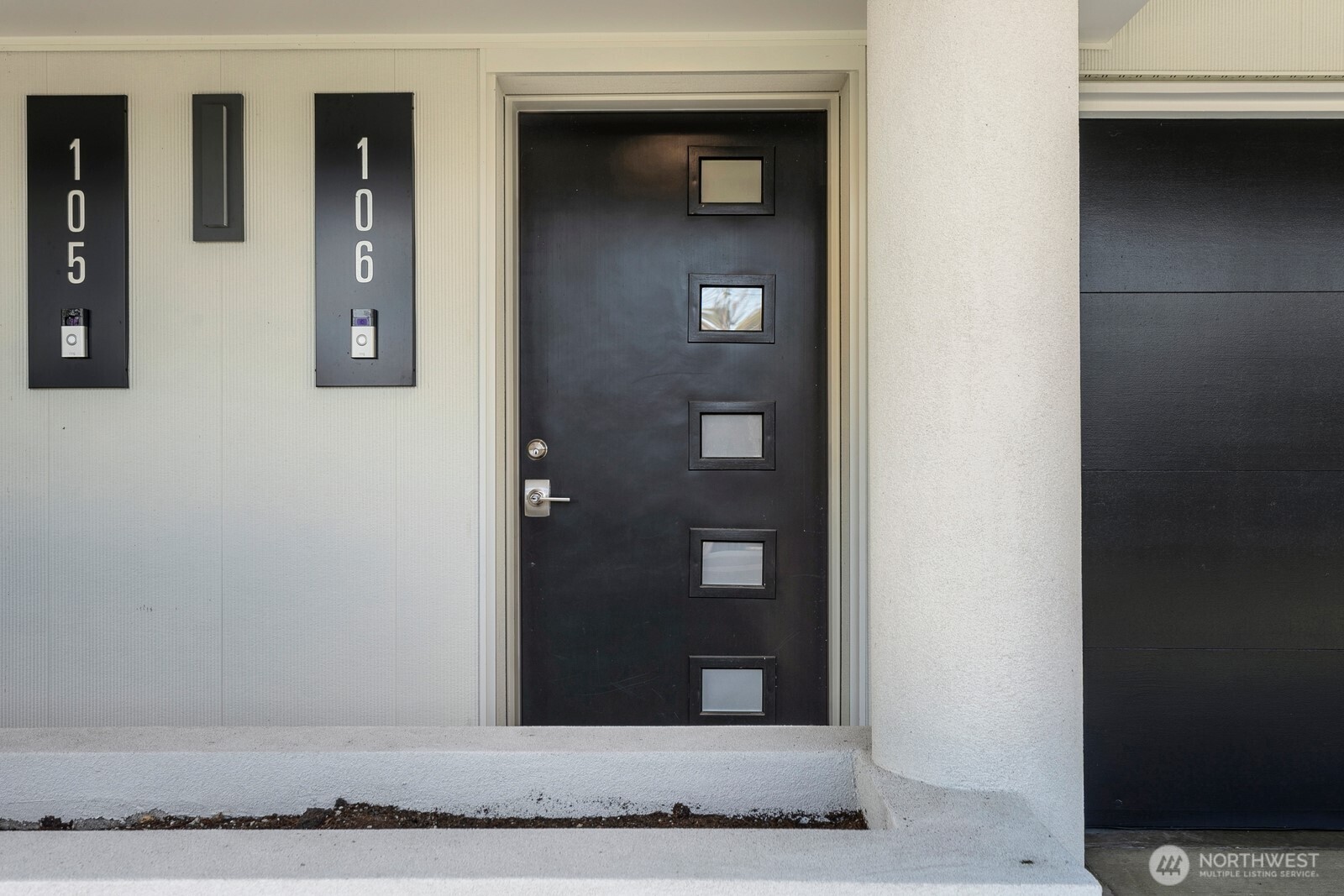 2410 Aurora Avenue N Unit: 106