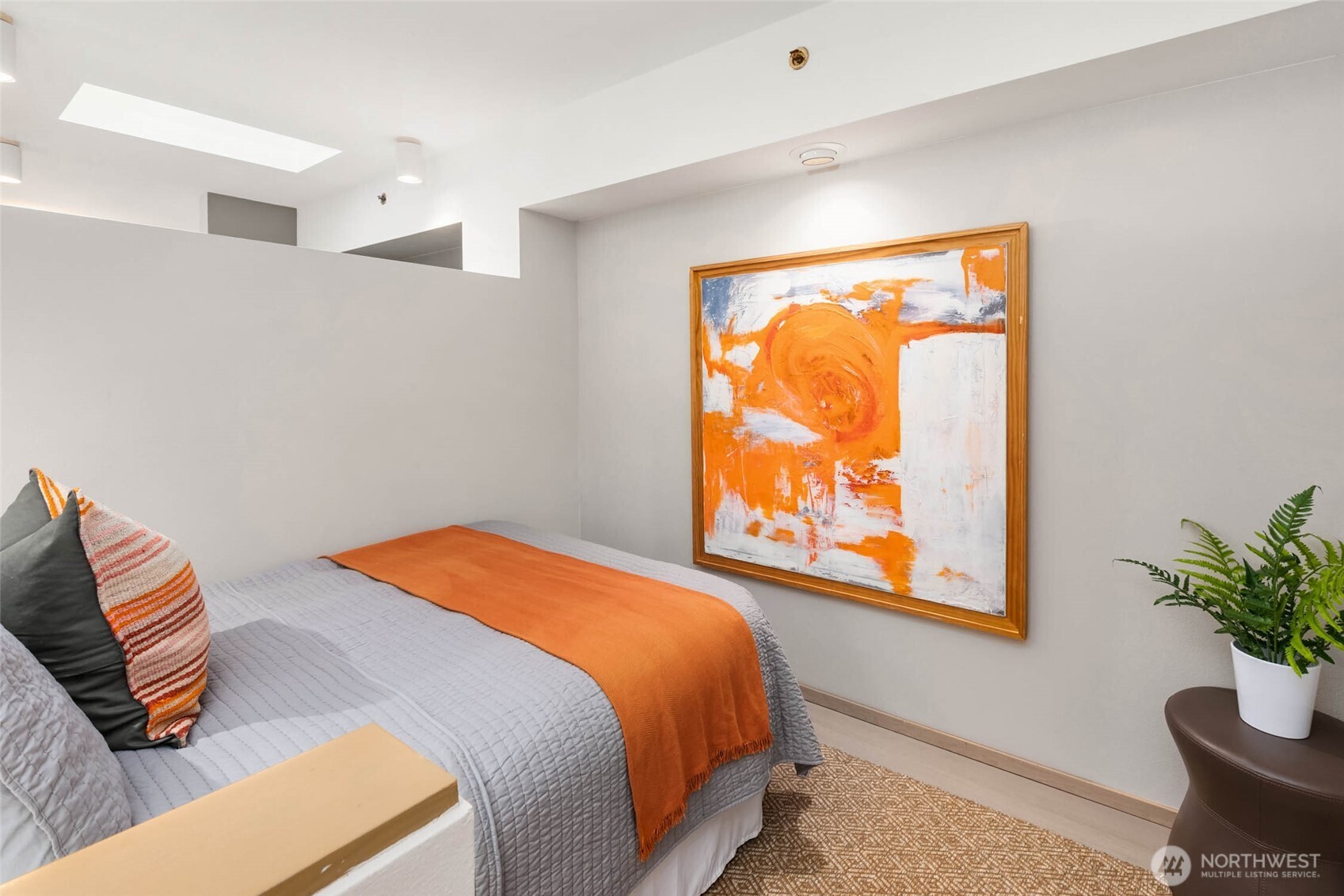 2030 Western Avenue Unit: 701