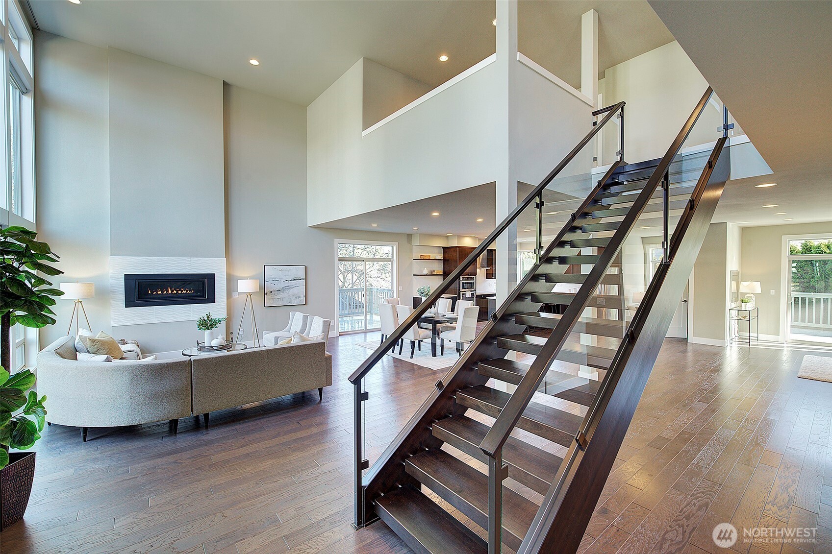 10010 Densmore Avenue N