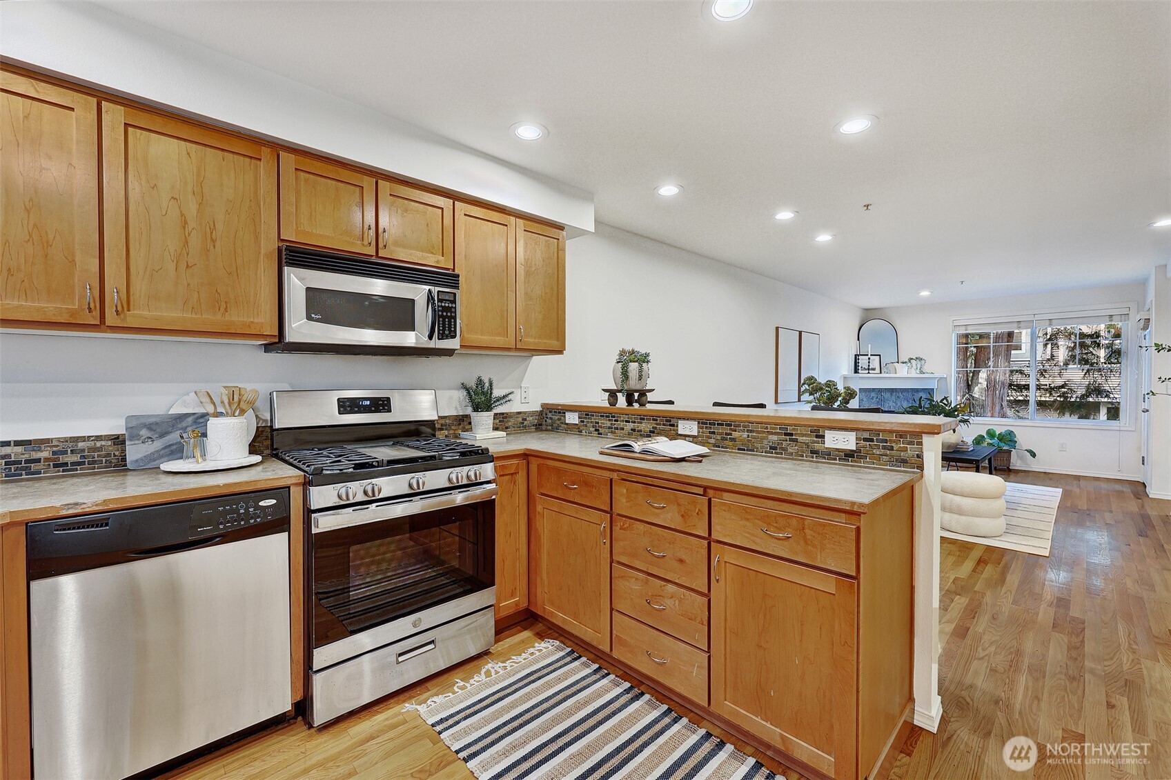 12017 32nd Avenue NE Unit: B