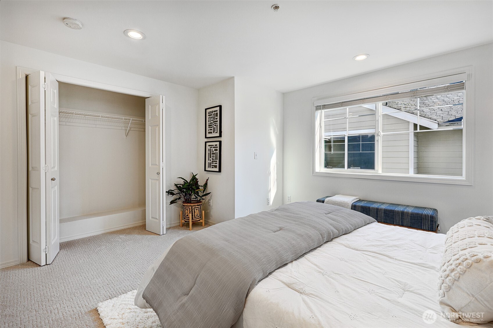 12017 32nd Avenue NE Unit: B