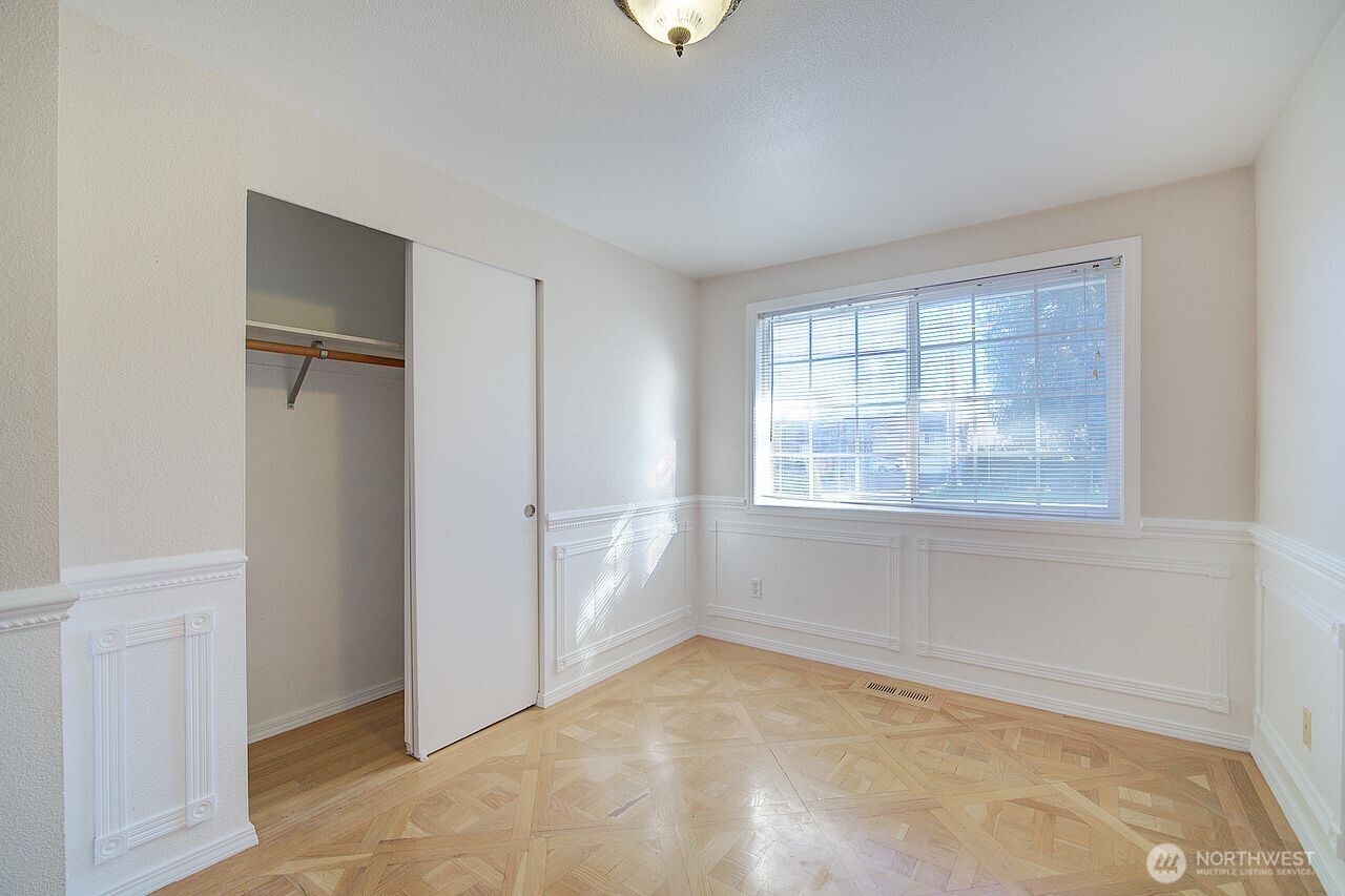 13902 Beverly Park Road