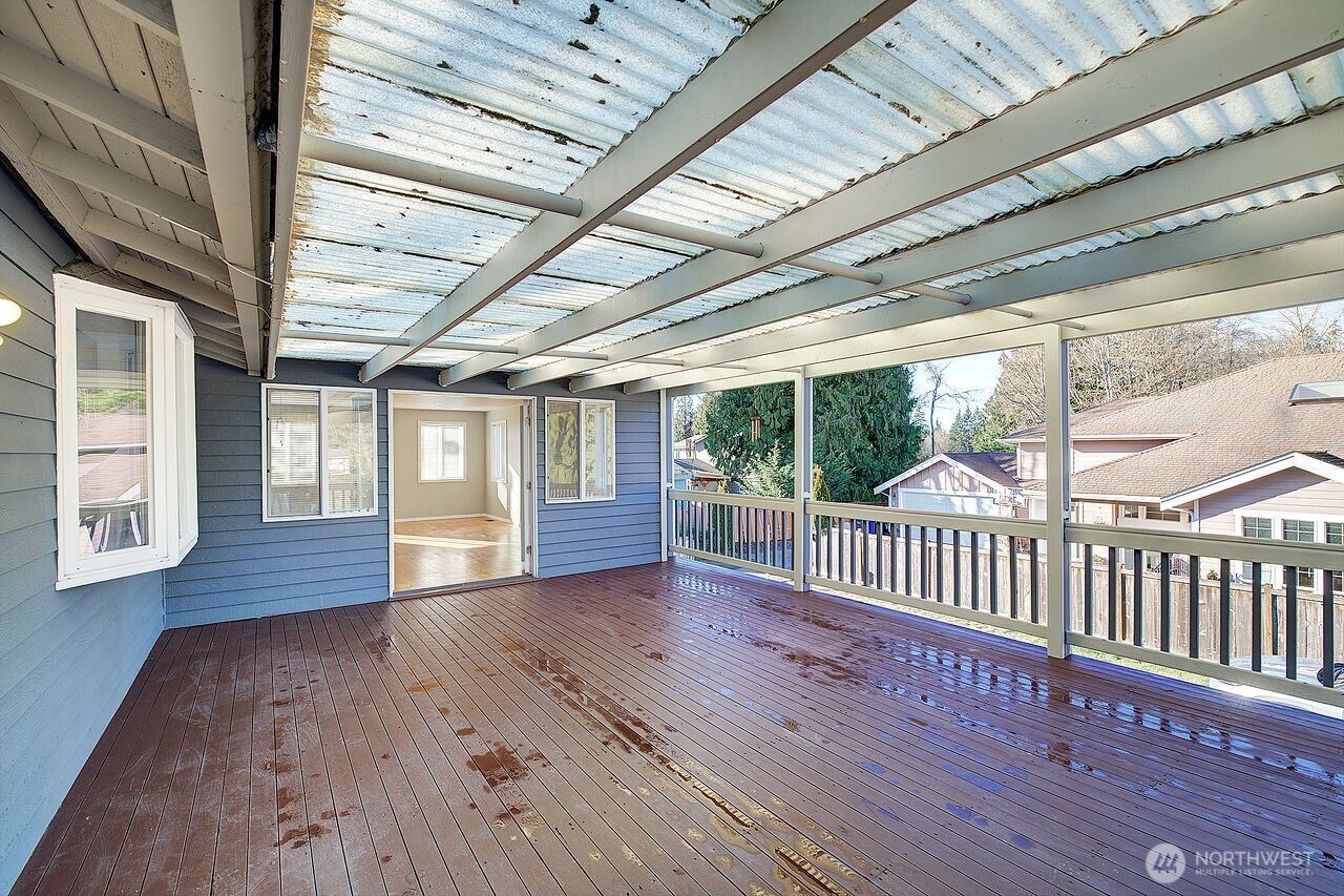 13902 Beverly Park Road