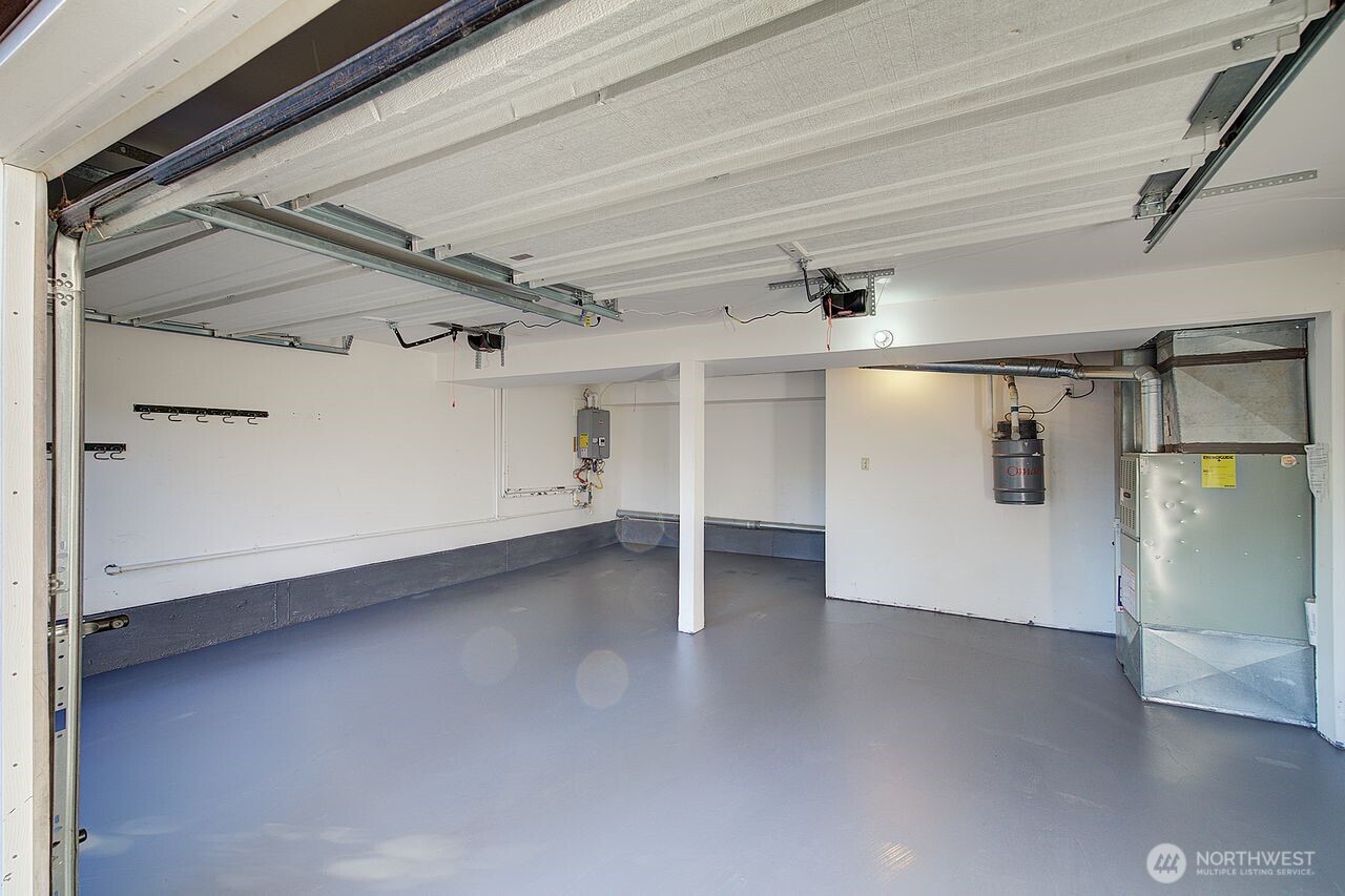 13902 Beverly Park Road