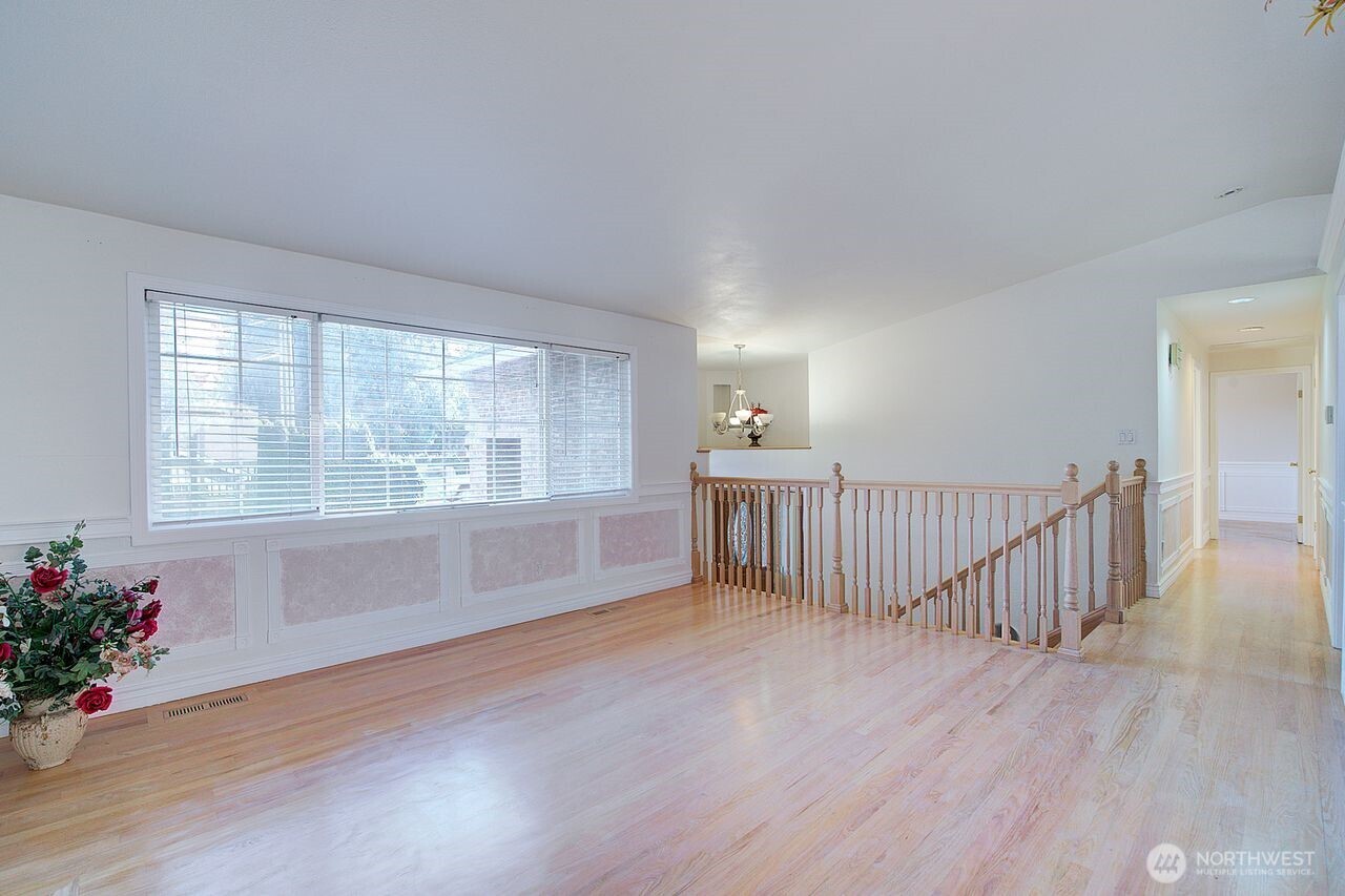 13902 Beverly Park Road