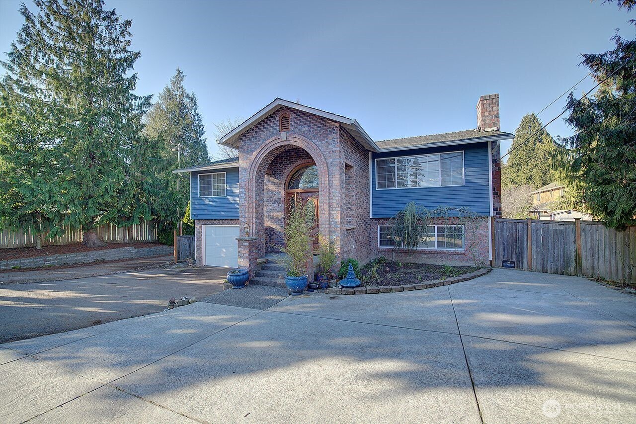 13902 Beverly Park Road