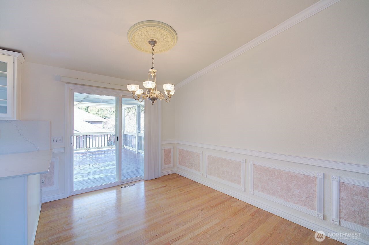 13902 Beverly Park Road