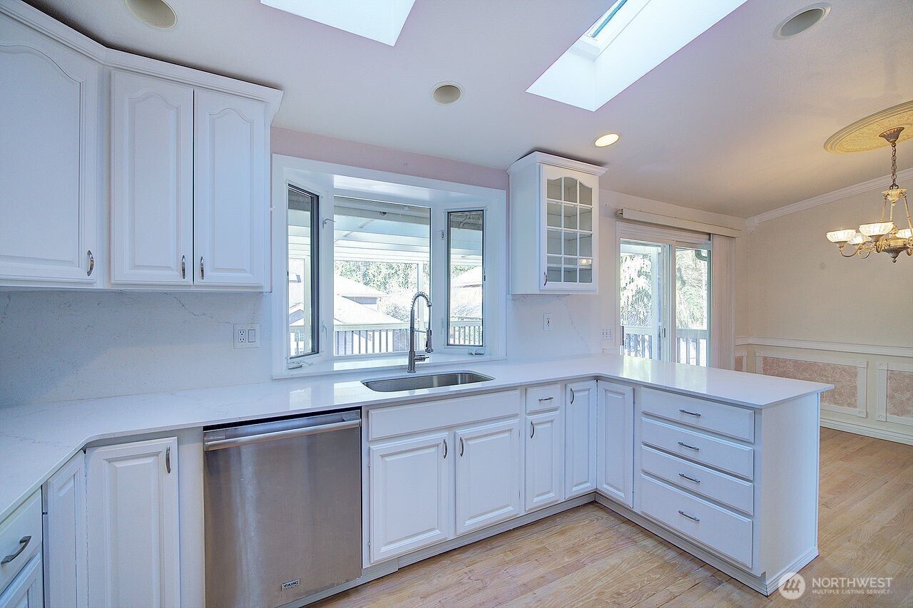 13902 Beverly Park Road