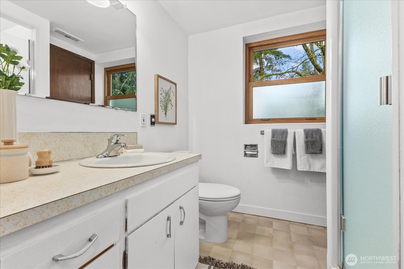 20330 Burke Avenue N