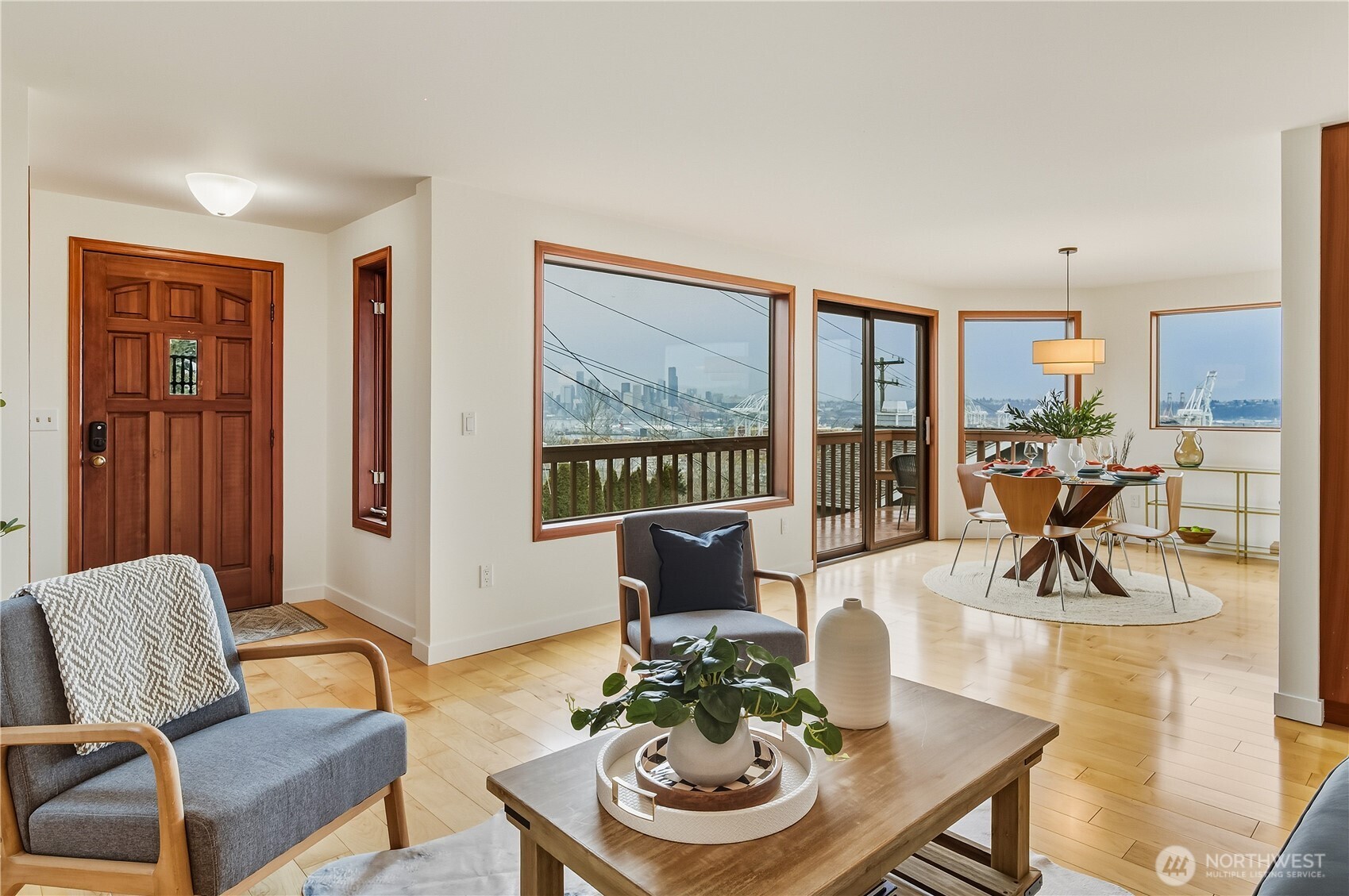 3311 SW Hinds Street