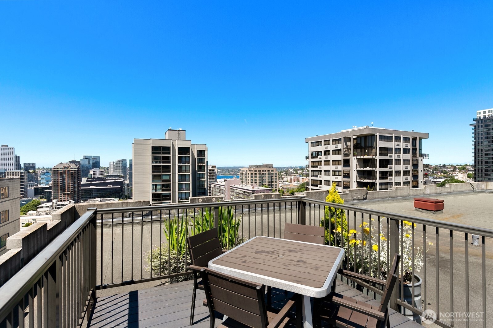 1105 Spring Street Unit: 1106