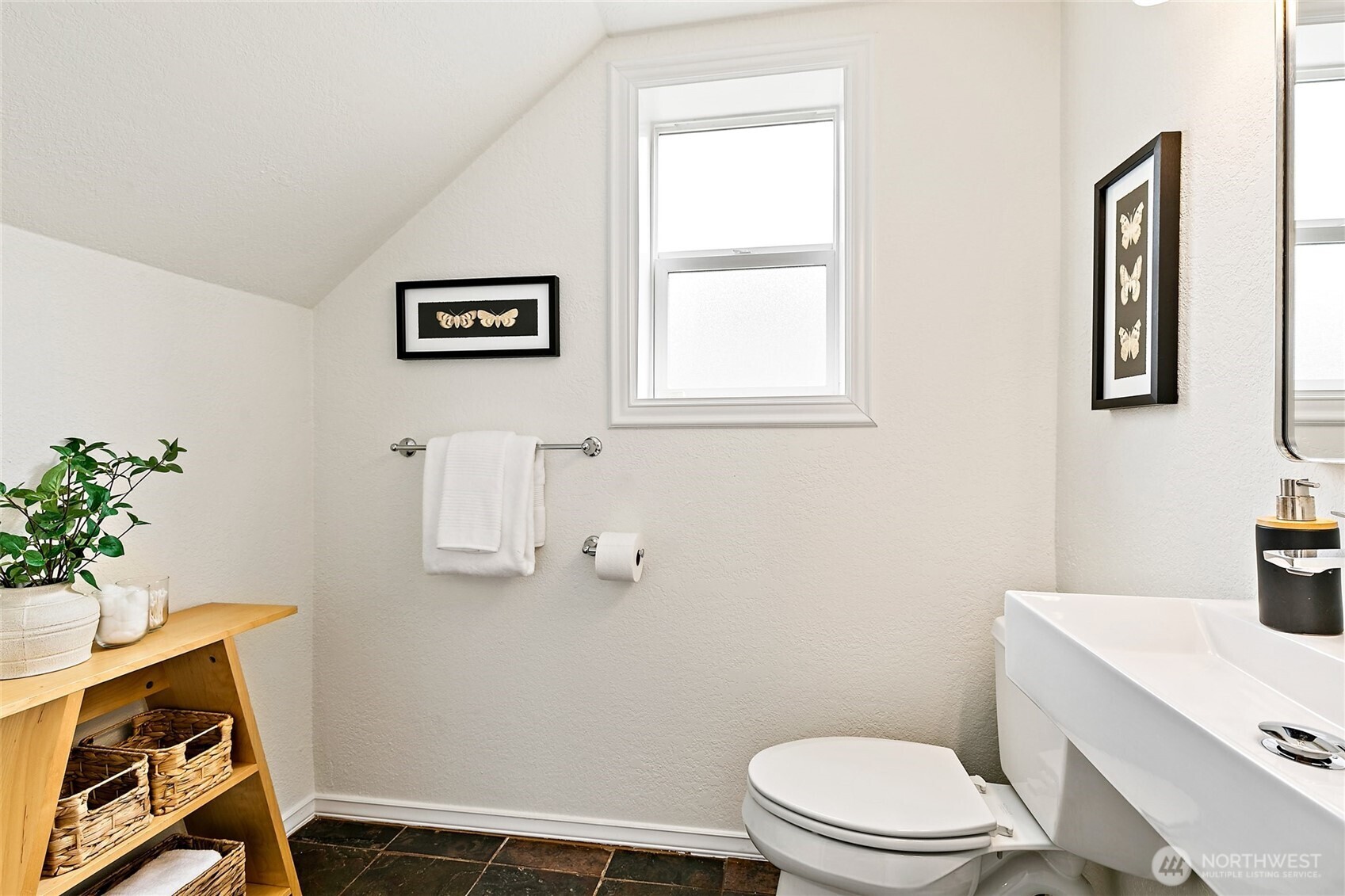 1913 E Spruce Street