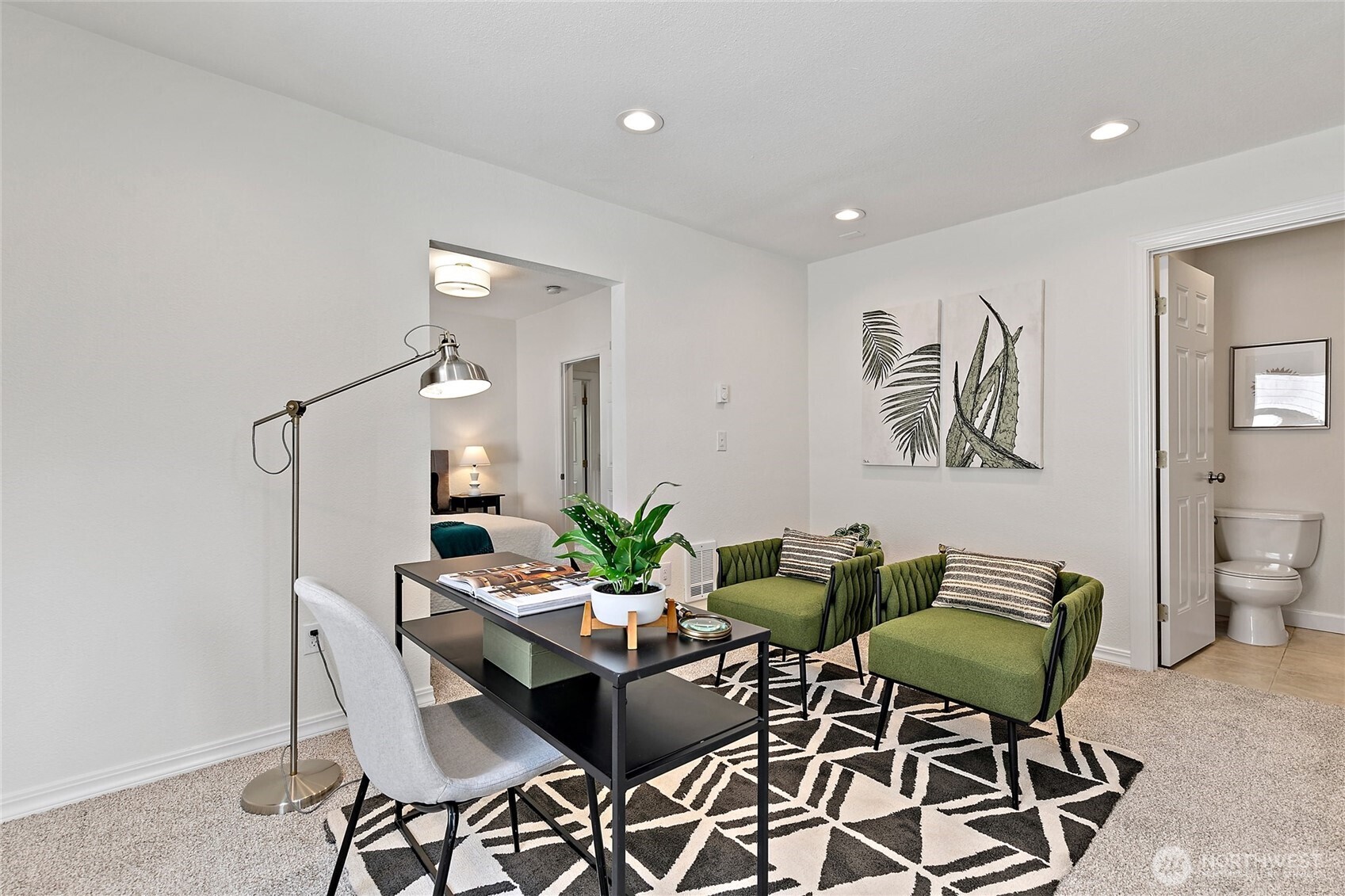 1913 E Spruce Street